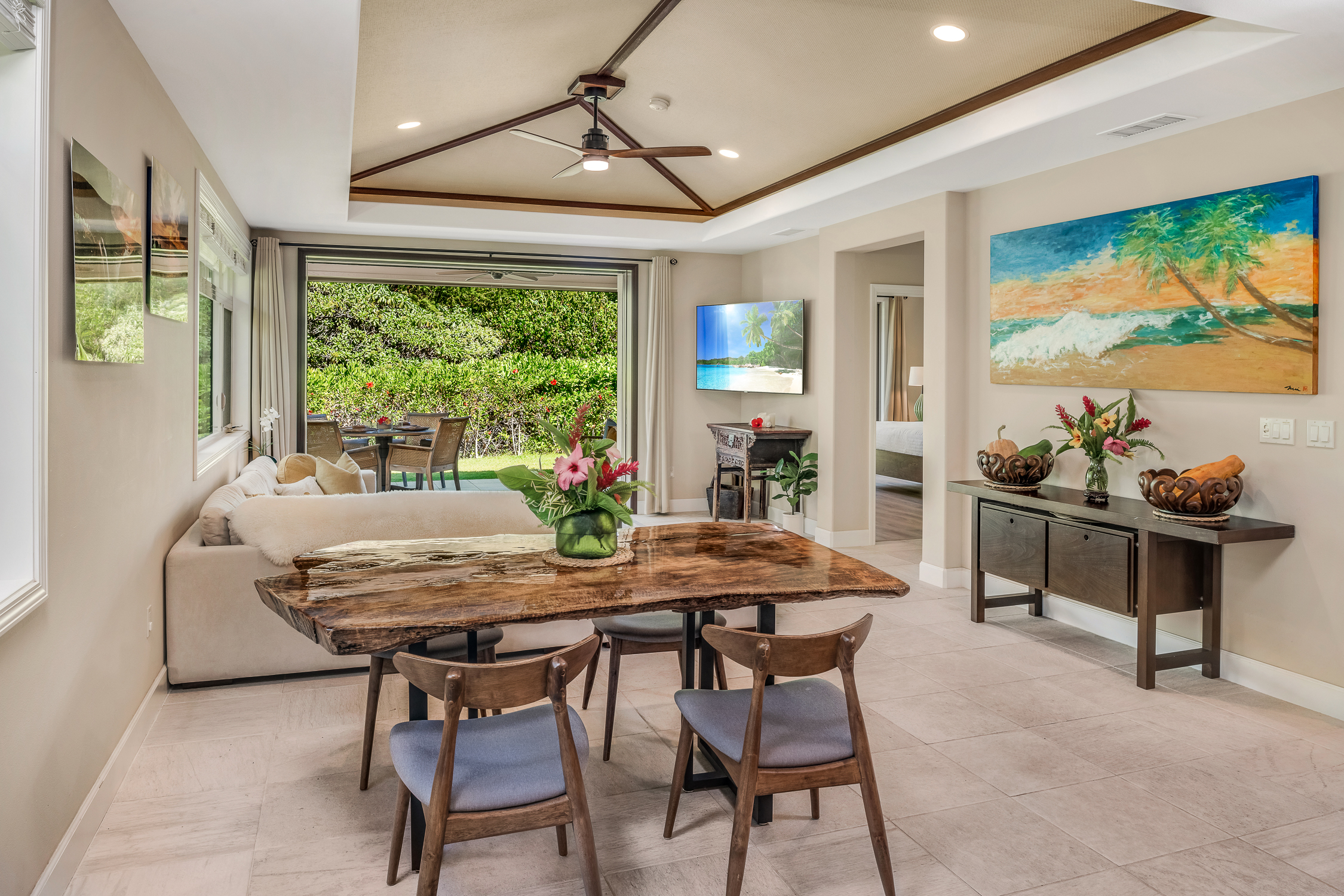 68-1122-N KANIKU DR 501591