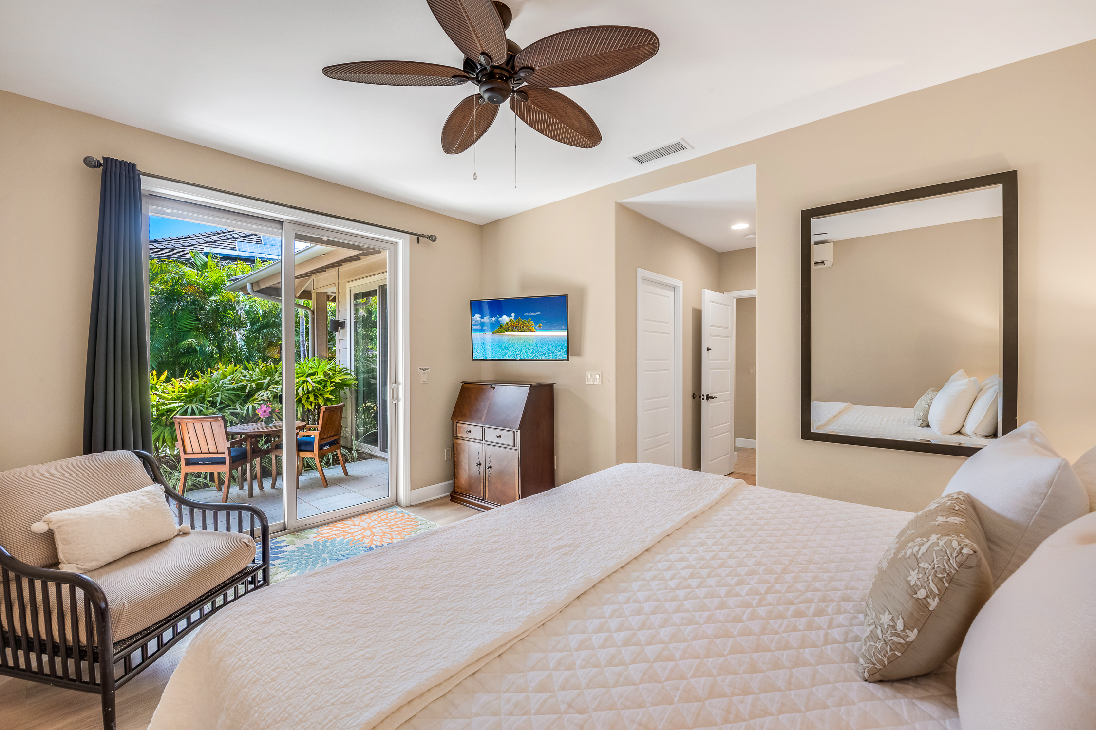 68-1122-N KANIKU DR 501591