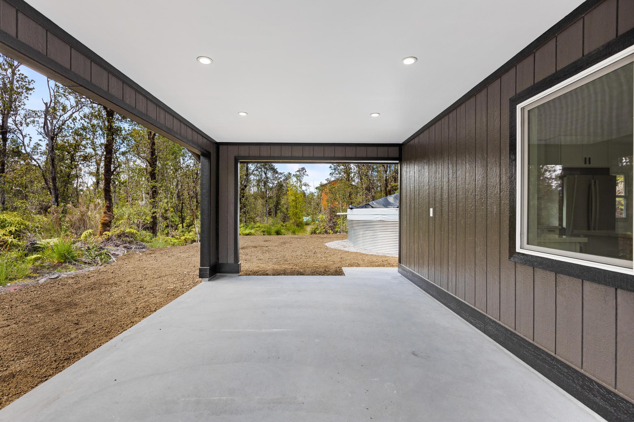 11-3105 MOKUNA ST