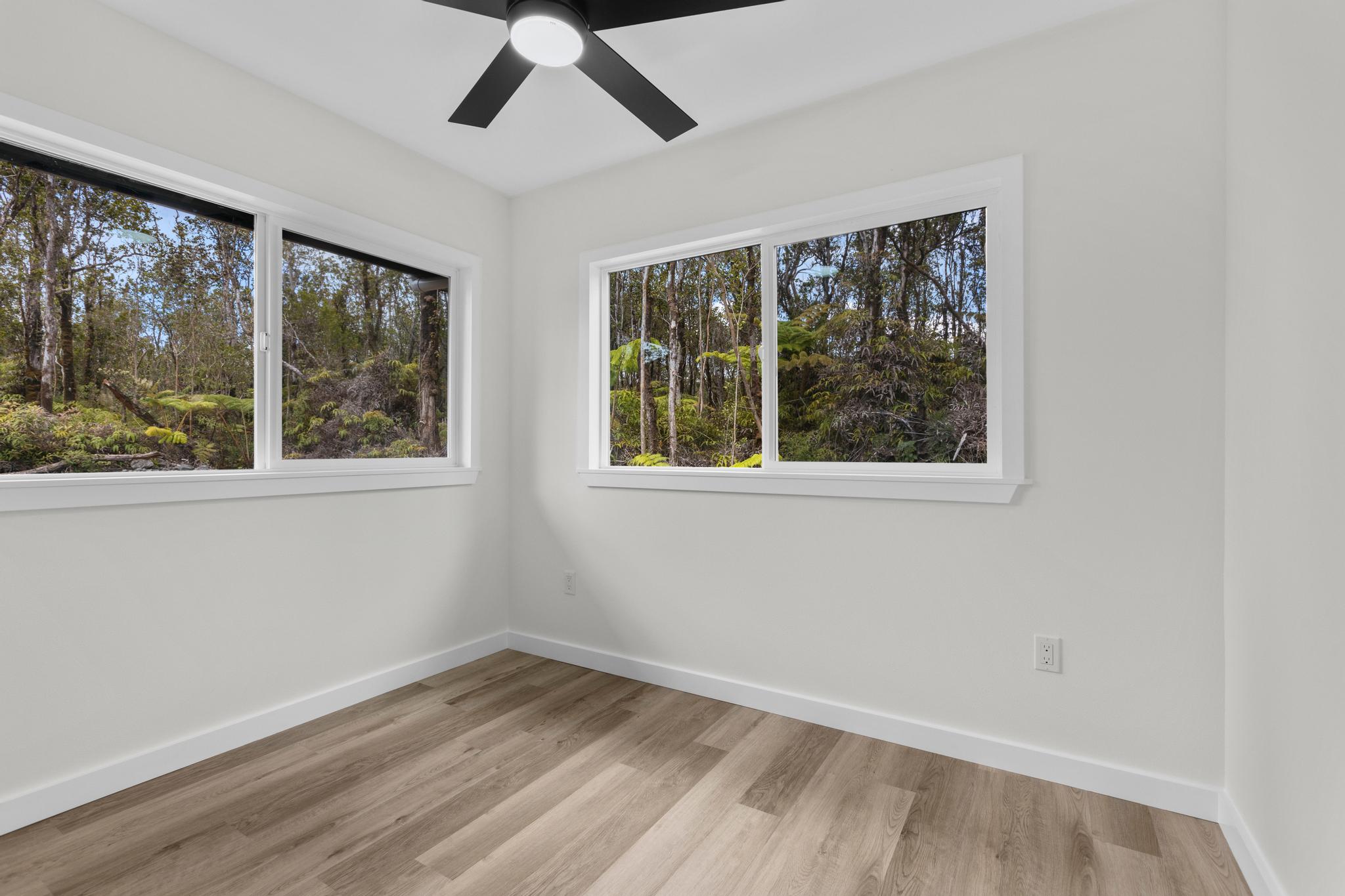 11-3105 MOKUNA ST