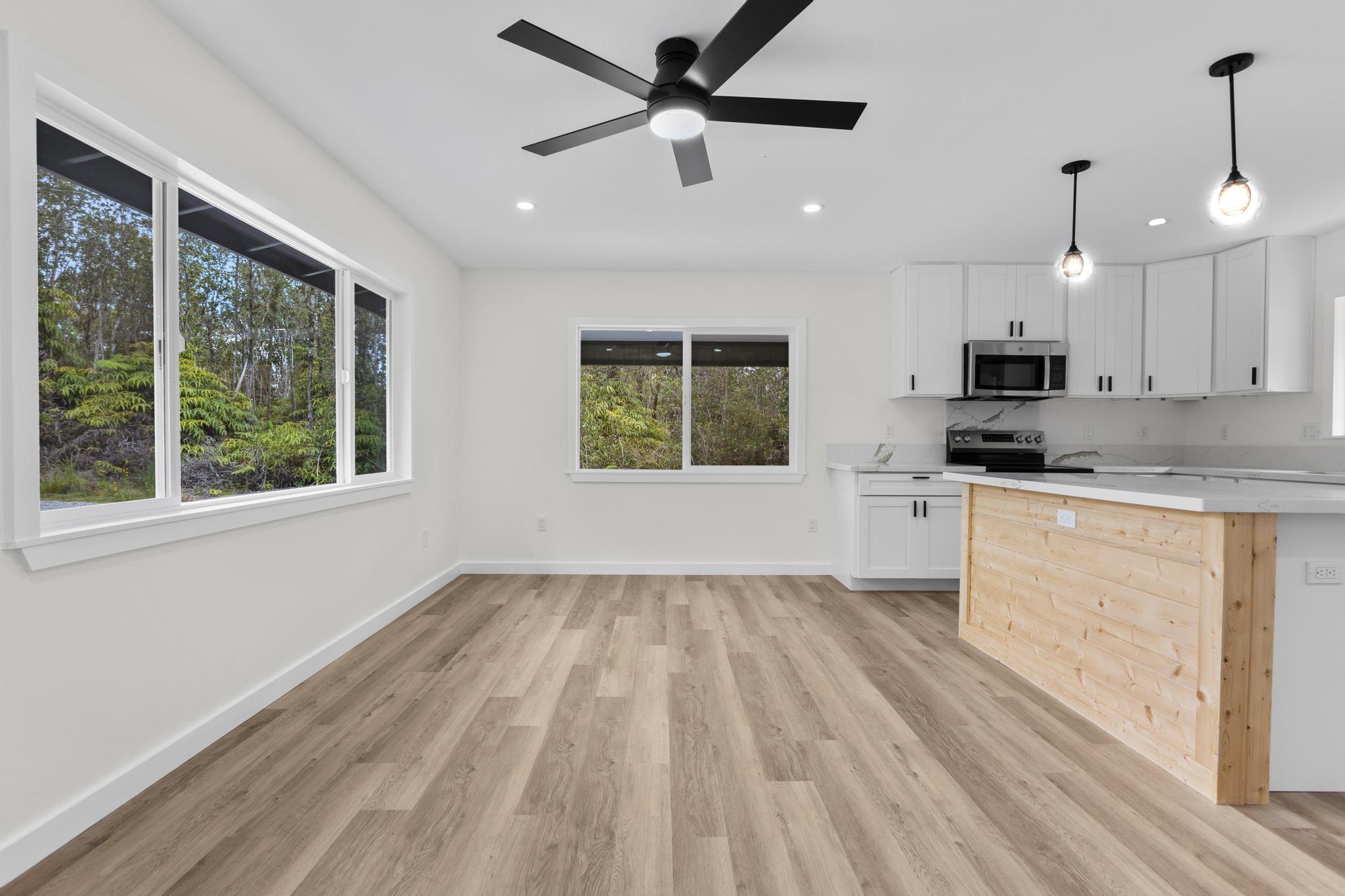 11-3105 MOKUNA ST