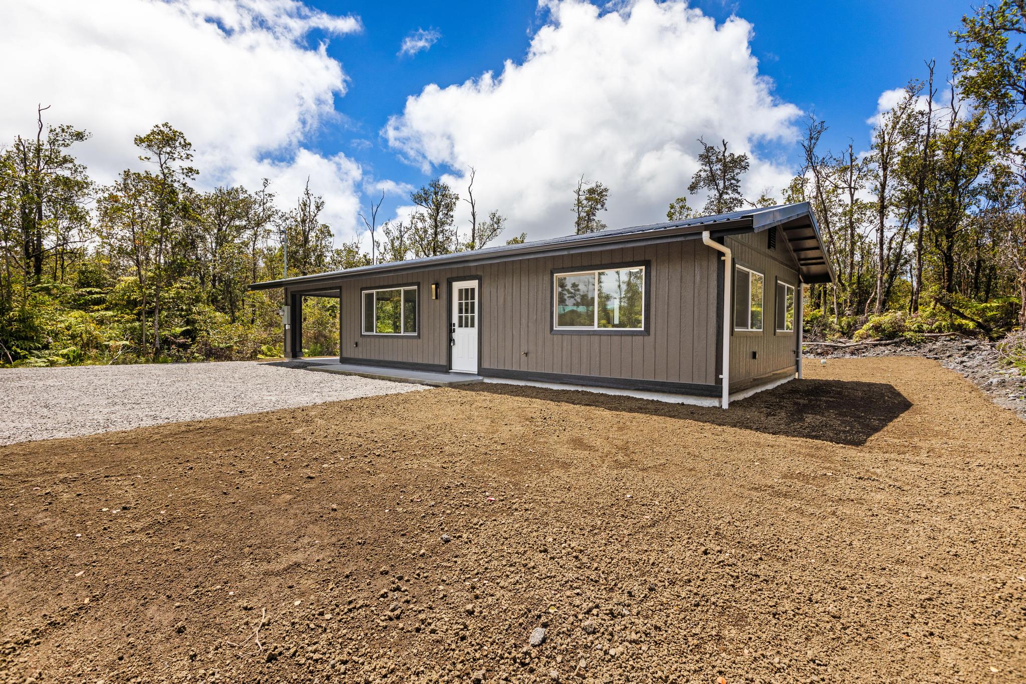 11-3105 MOKUNA ST