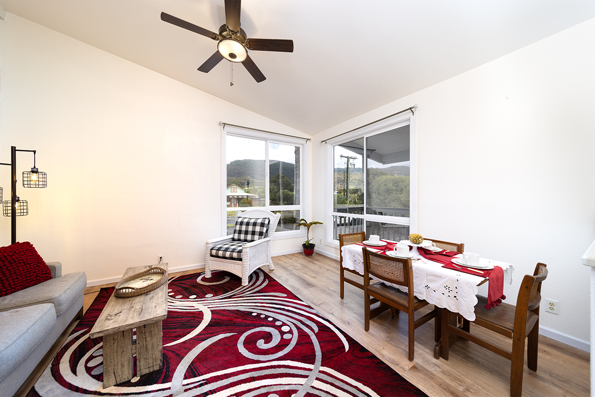 64-1061 MAMALAHOA HIGHWAY 206