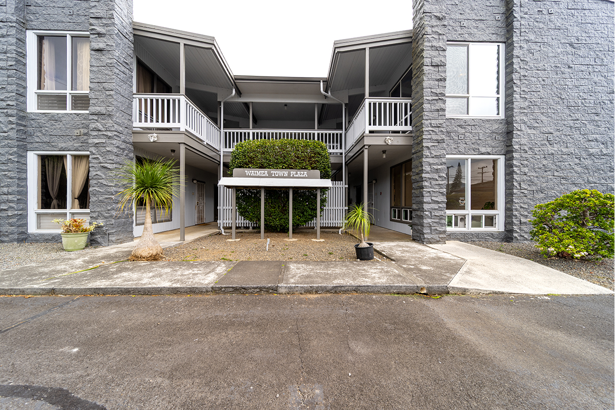 64-1061 MAMALAHOA HIGHWAY 206