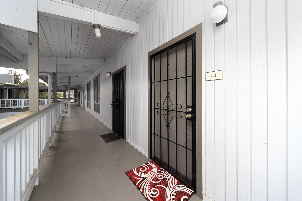 64-1061 MAMALAHOA HIGHWAY 206