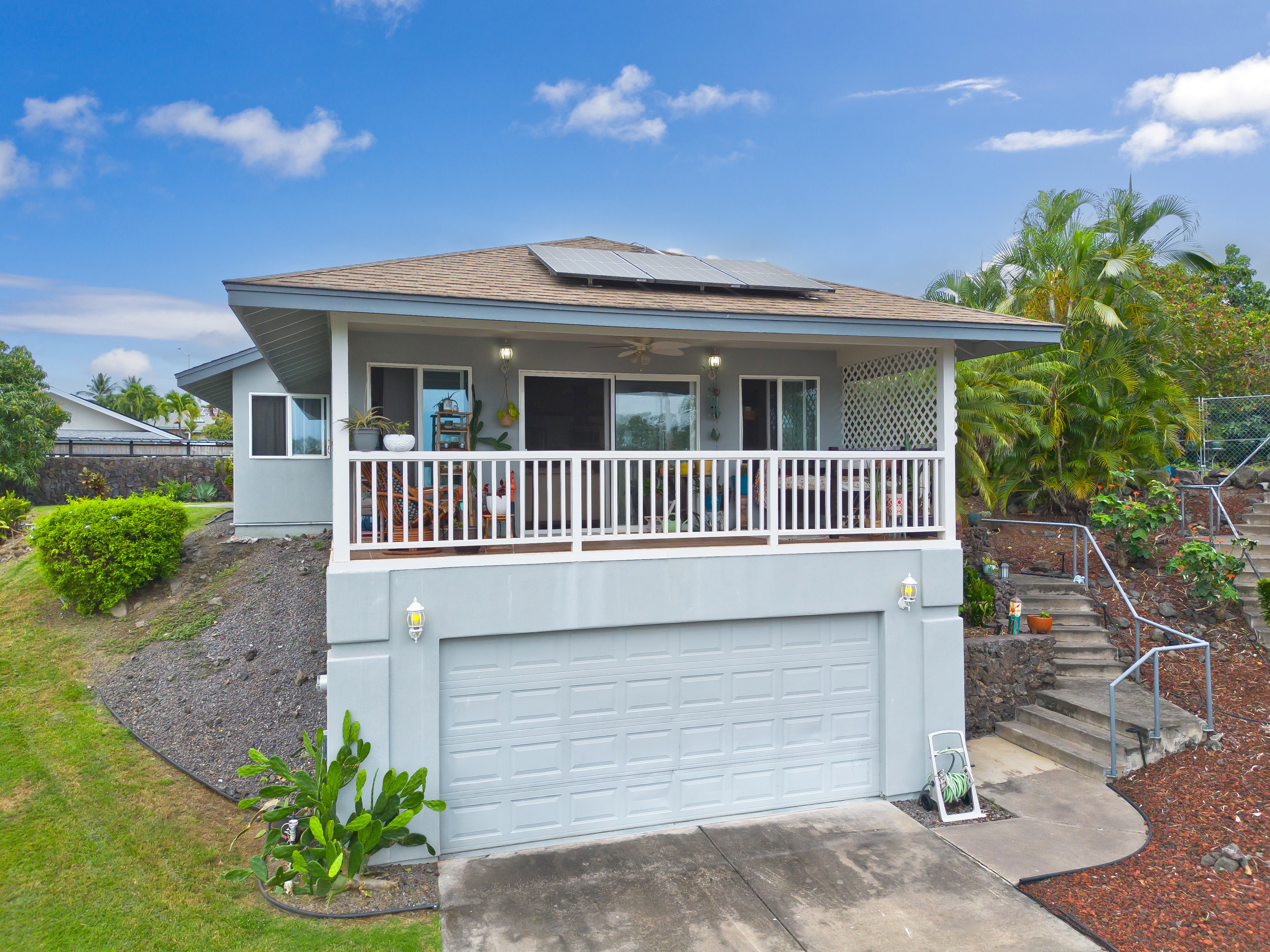 77-157 QUEEN KALAMA AVE