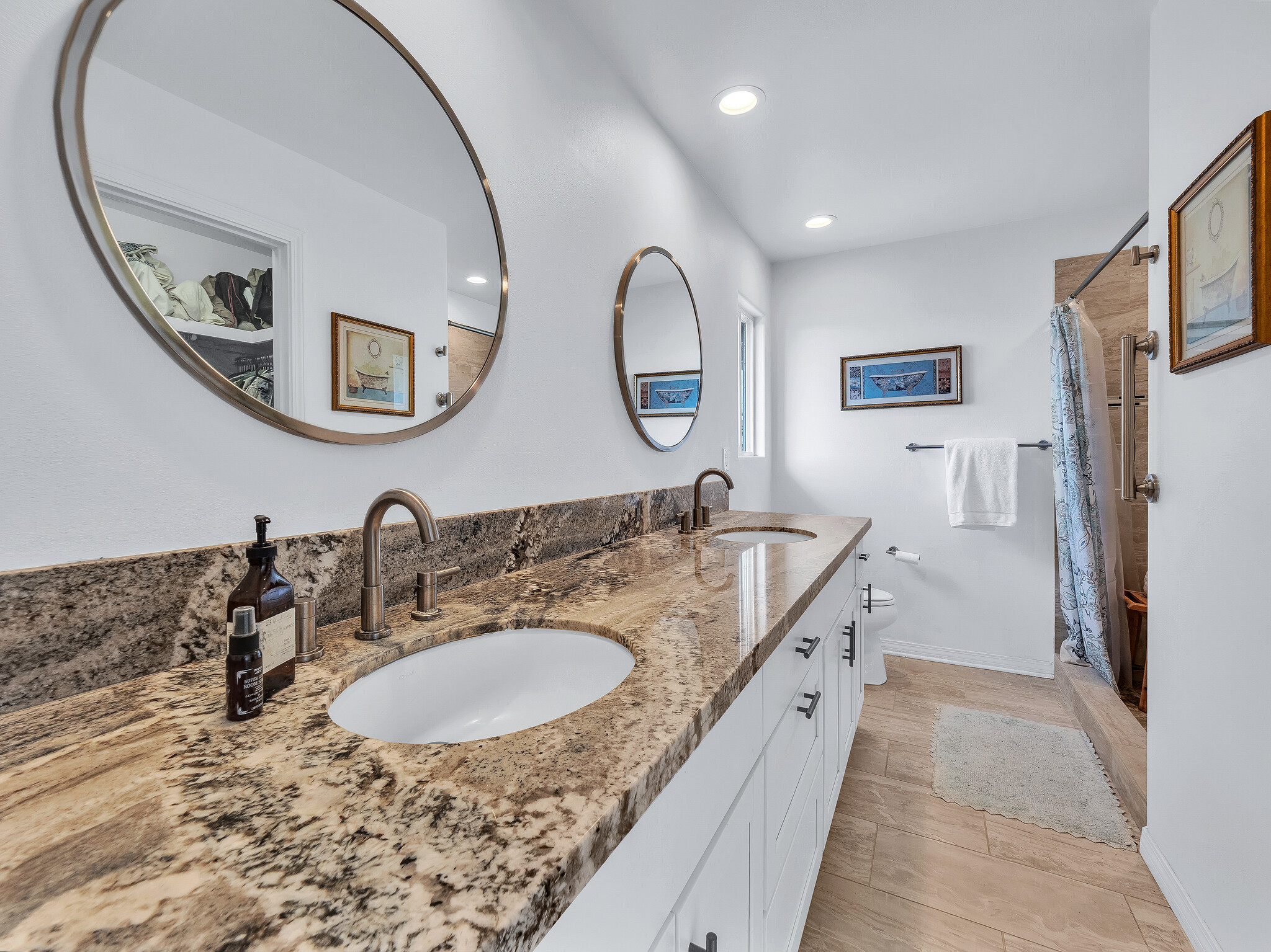 77-157 QUEEN KALAMA AVE