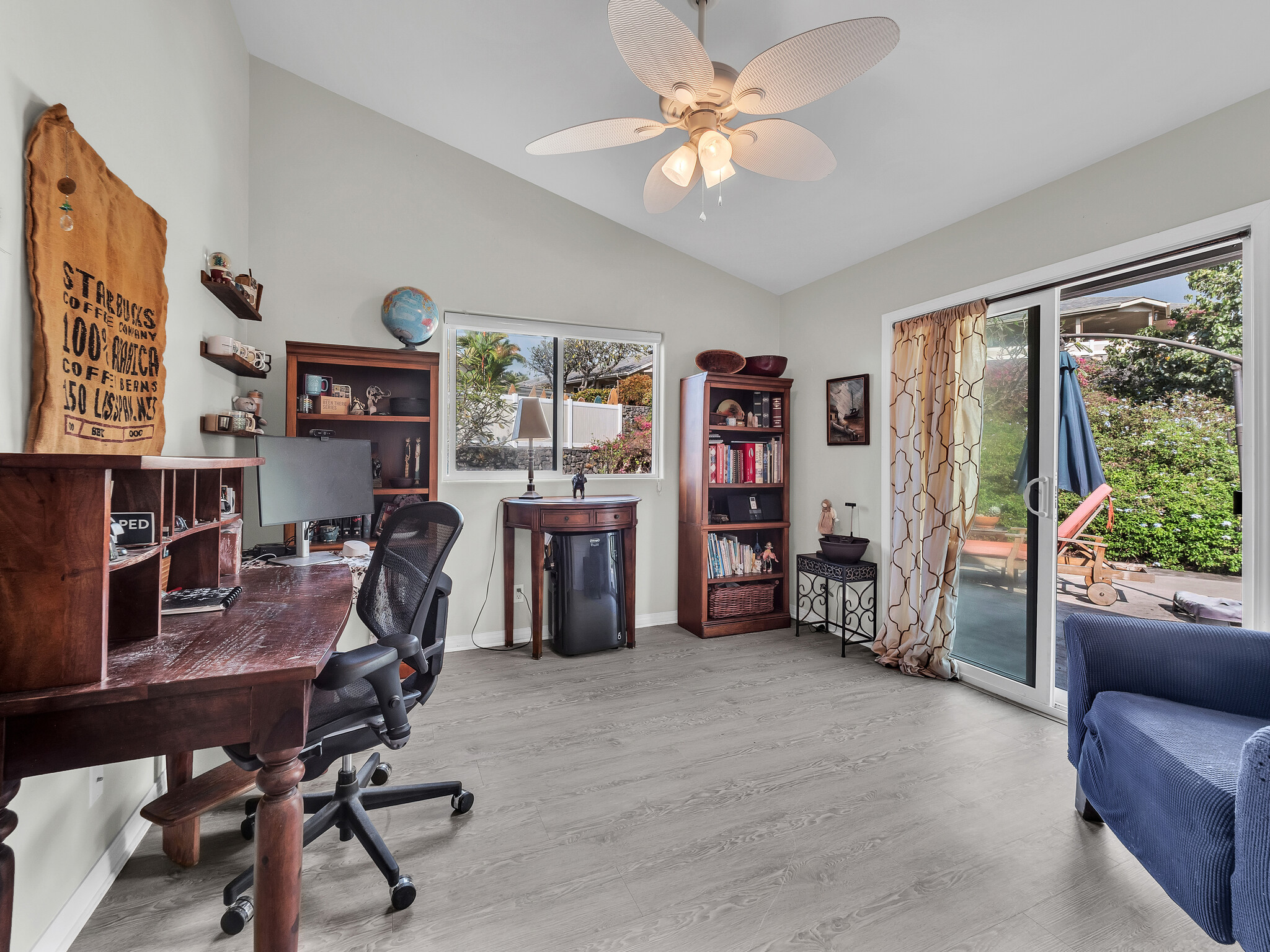 77-157 QUEEN KALAMA AVE