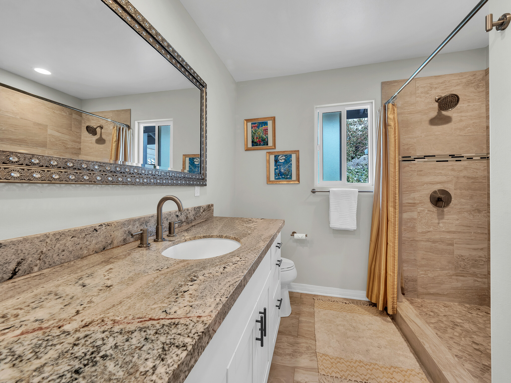 77-157 QUEEN KALAMA AVE