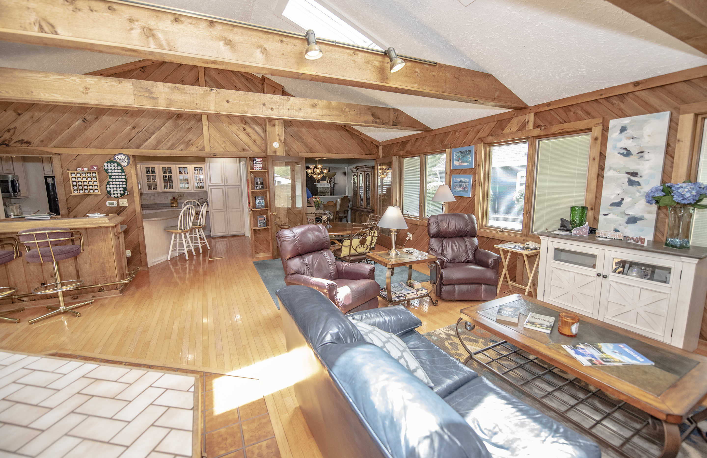 6736 Farmleigh Drive