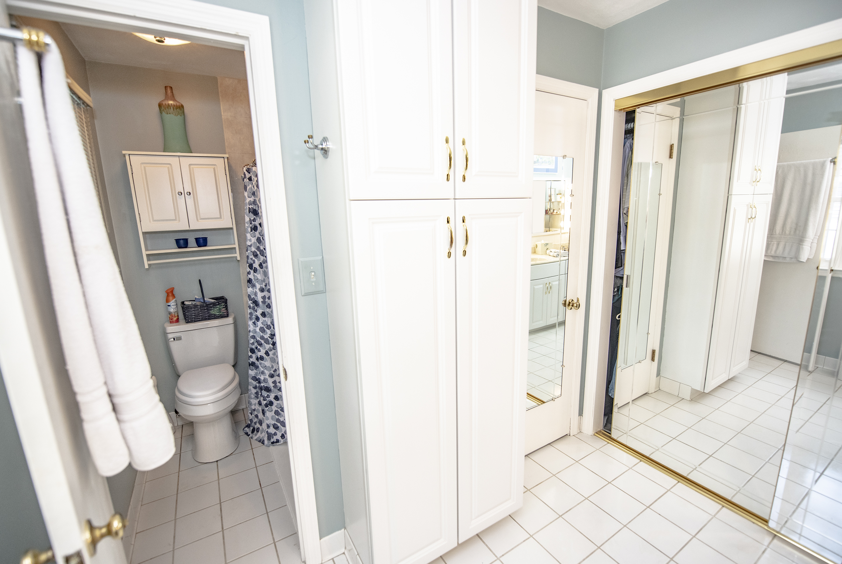 6736 Farmleigh Drive