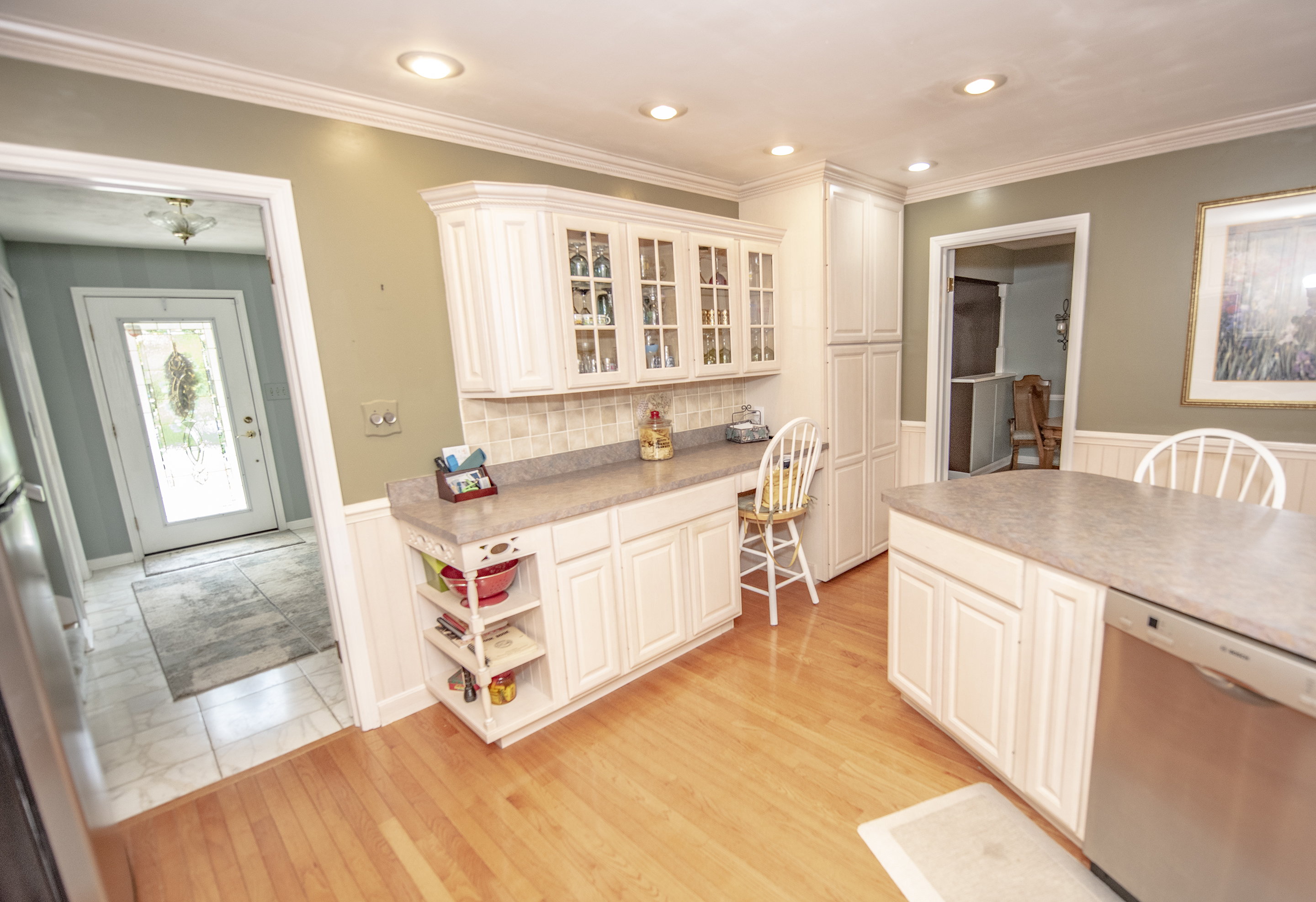 6736 Farmleigh Drive