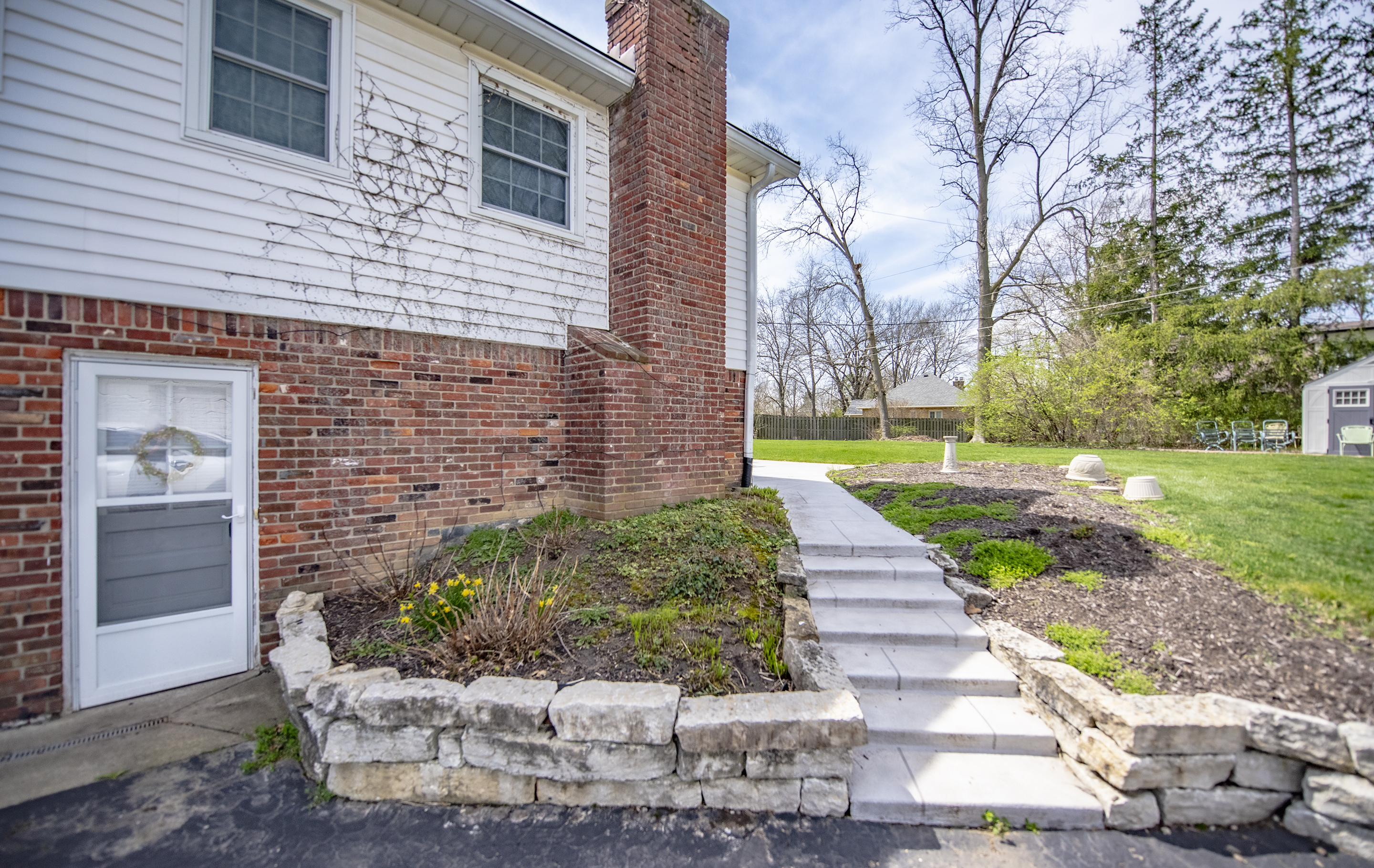 6736 Farmleigh Drive