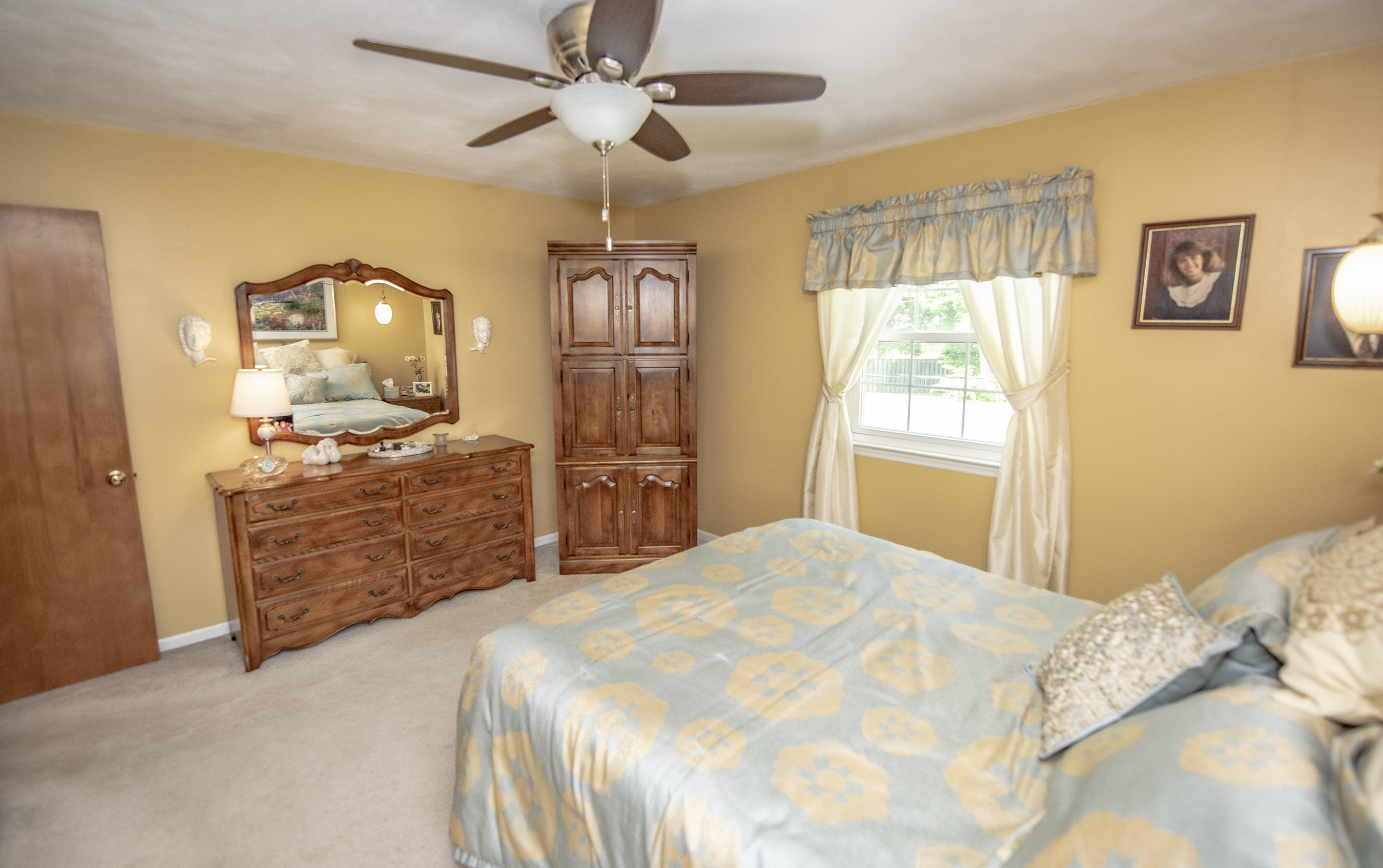 6736 Farmleigh Drive