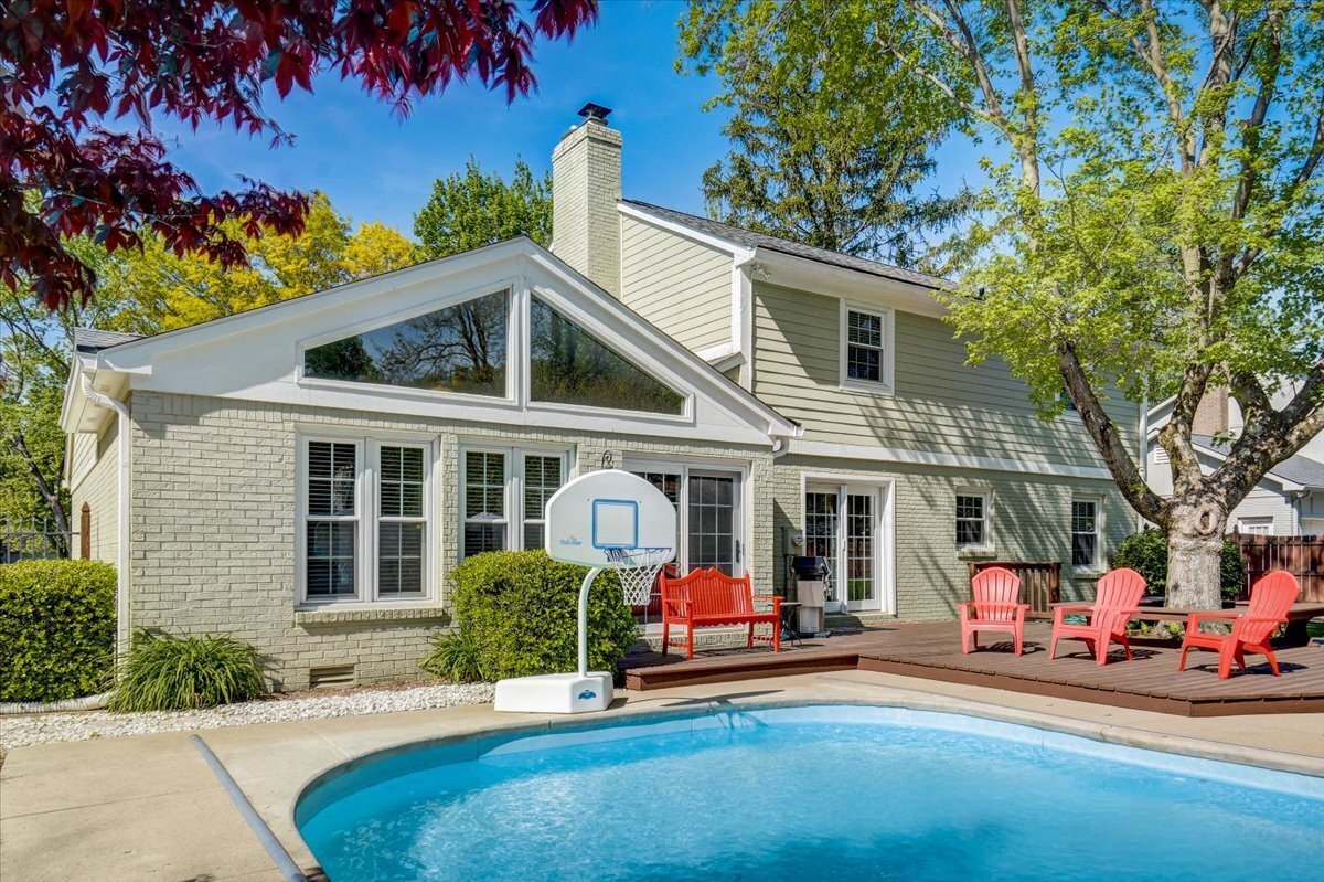 4521 Briarwood Drive