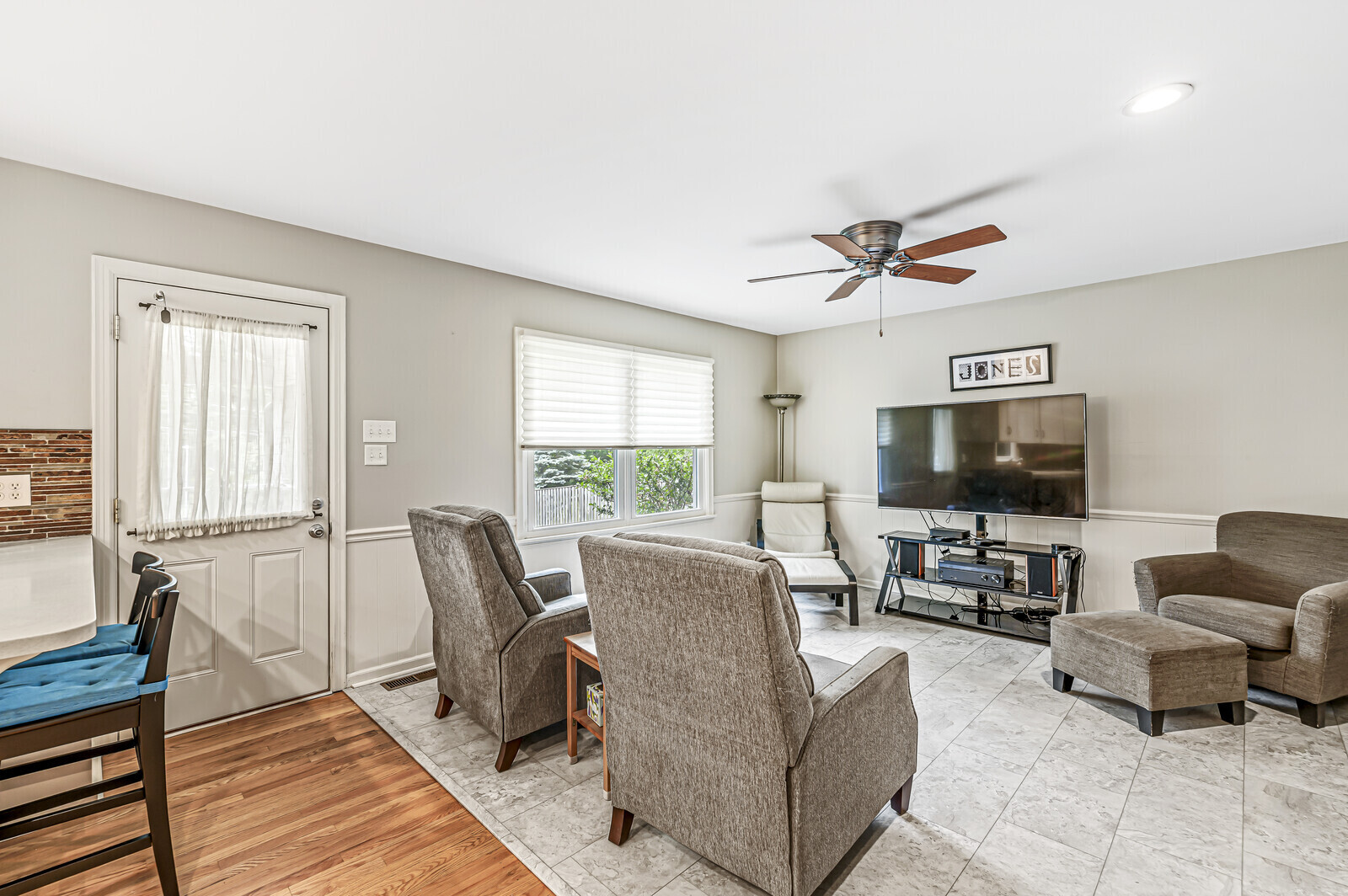 3220 Van Tassel Drive
