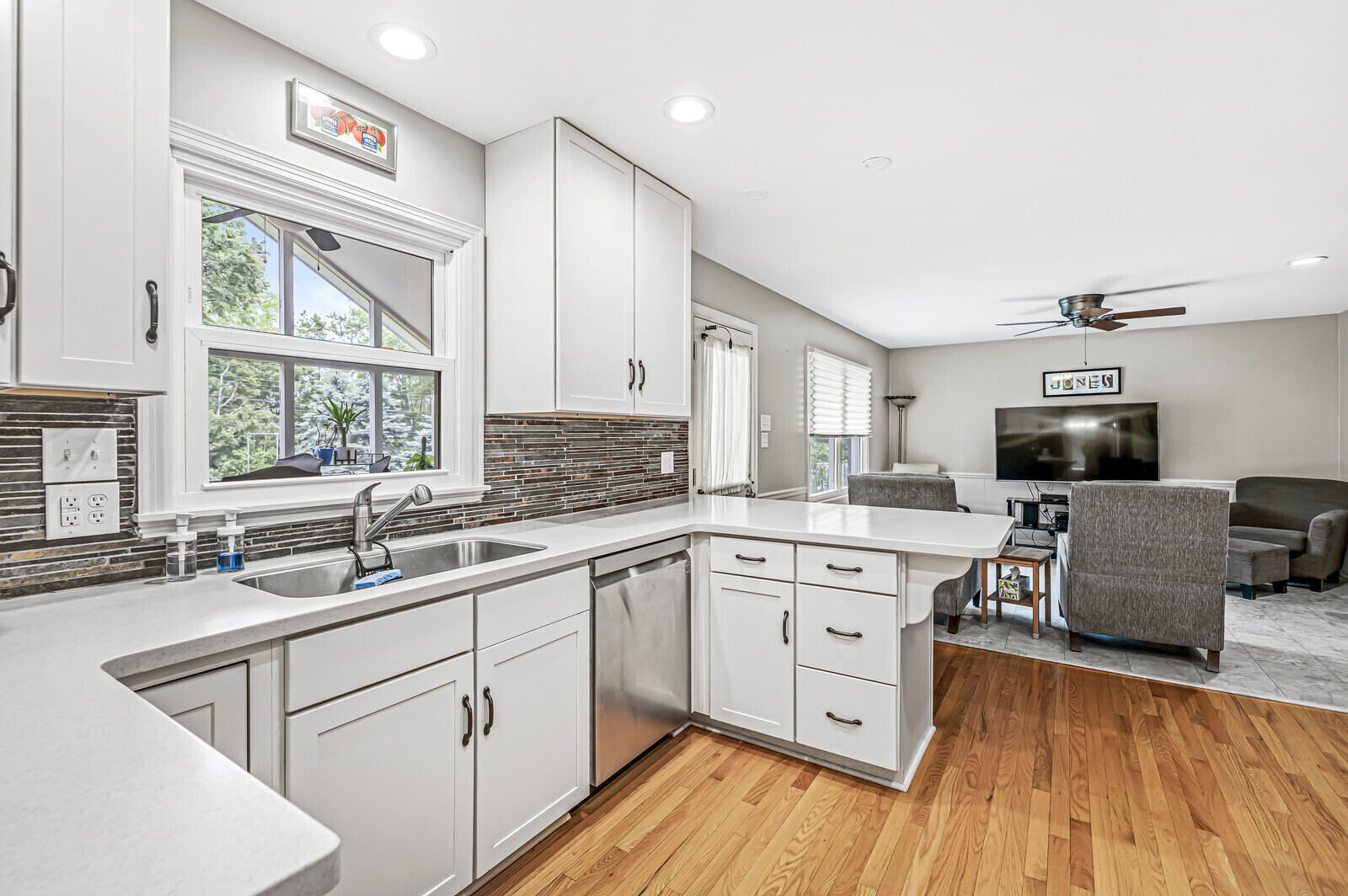 3220 Van Tassel Drive