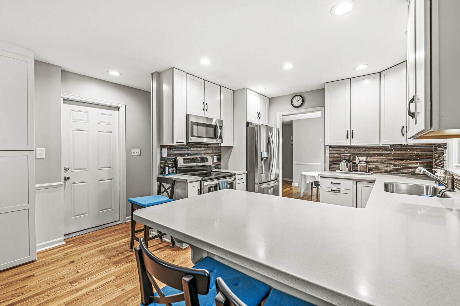 3220 Van Tassel Drive