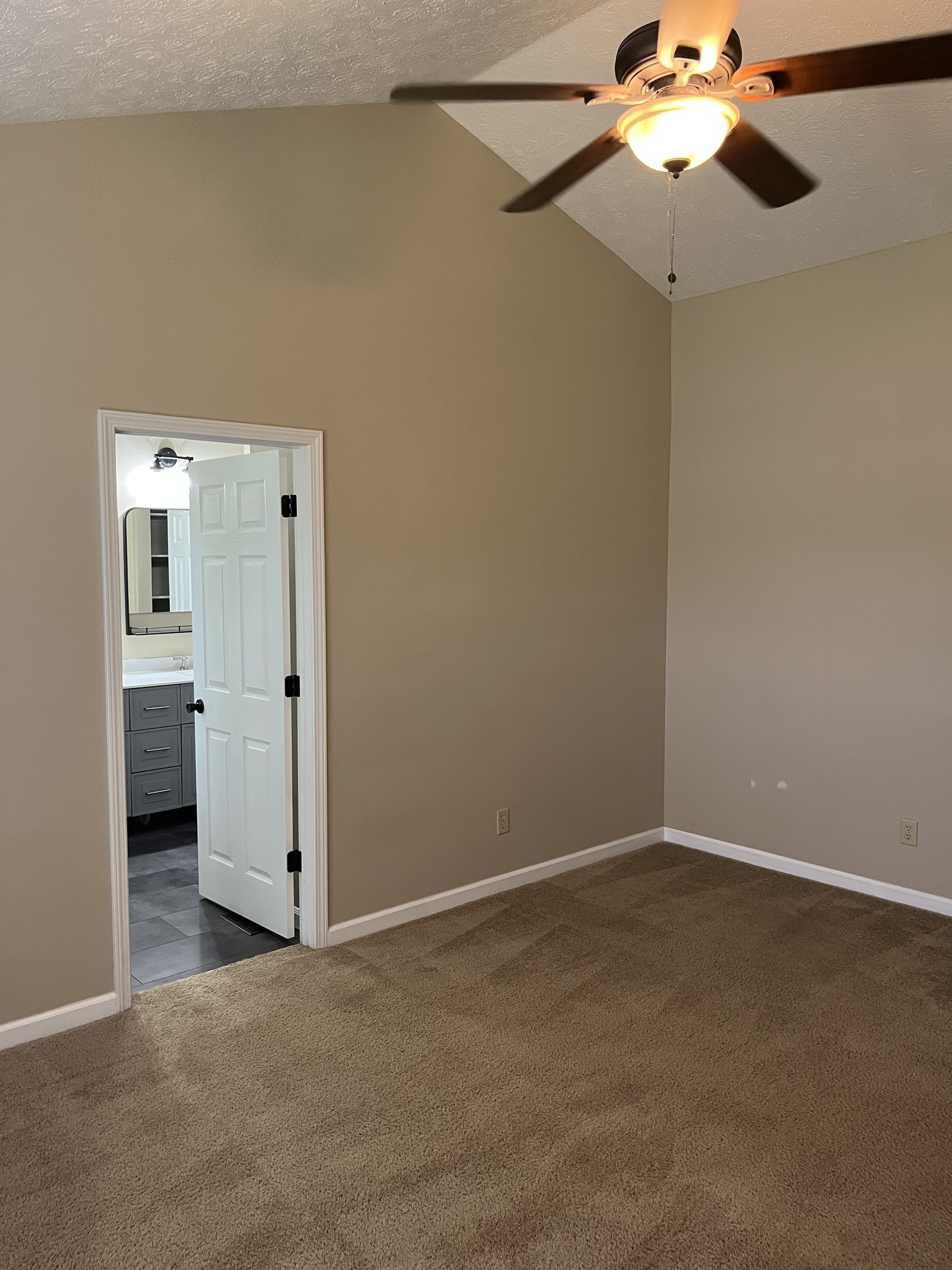 10805 Belmont Circle