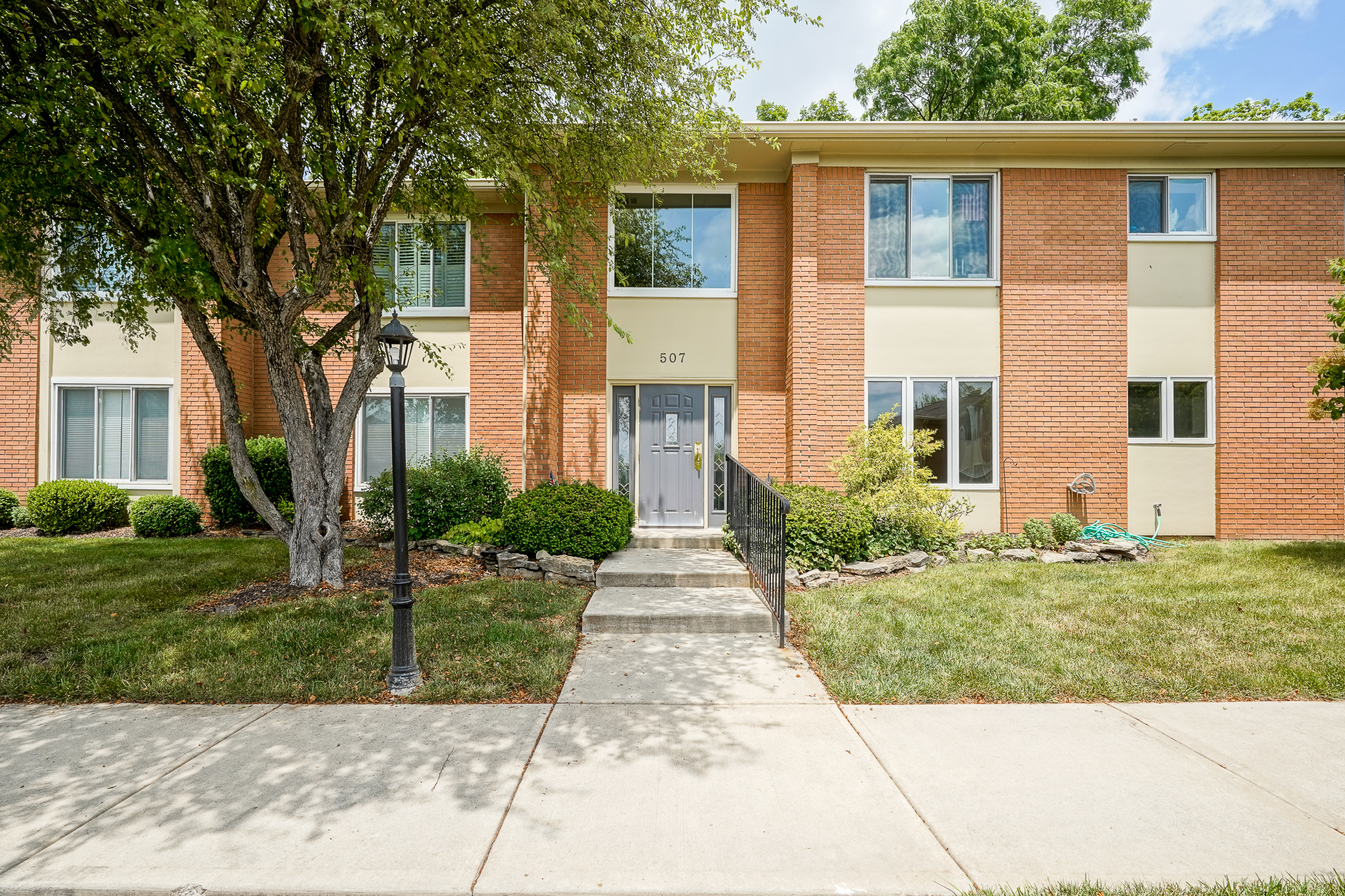 507 Hunters Drive Unit: APT B