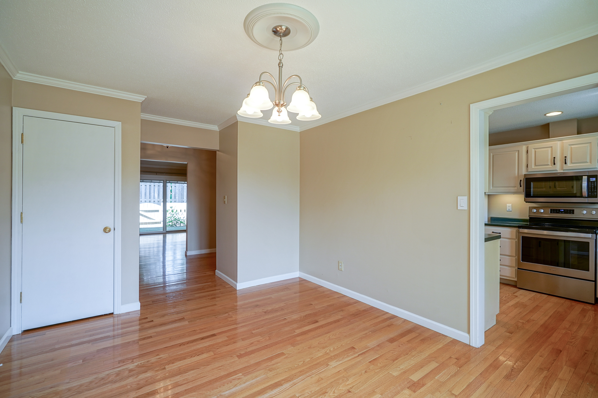 507 Hunters Drive Unit: APT B