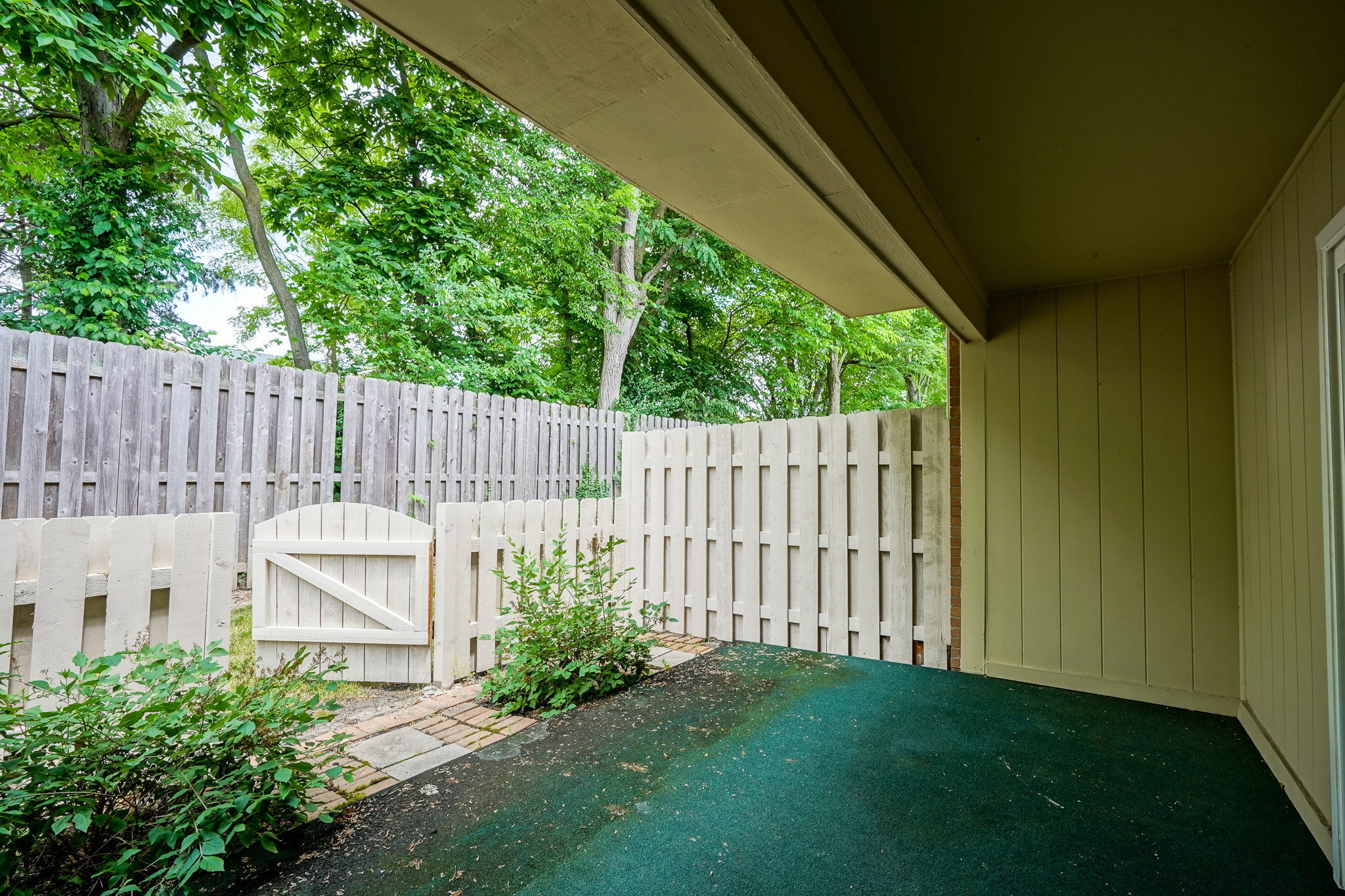 507 Hunters Drive Unit: APT B