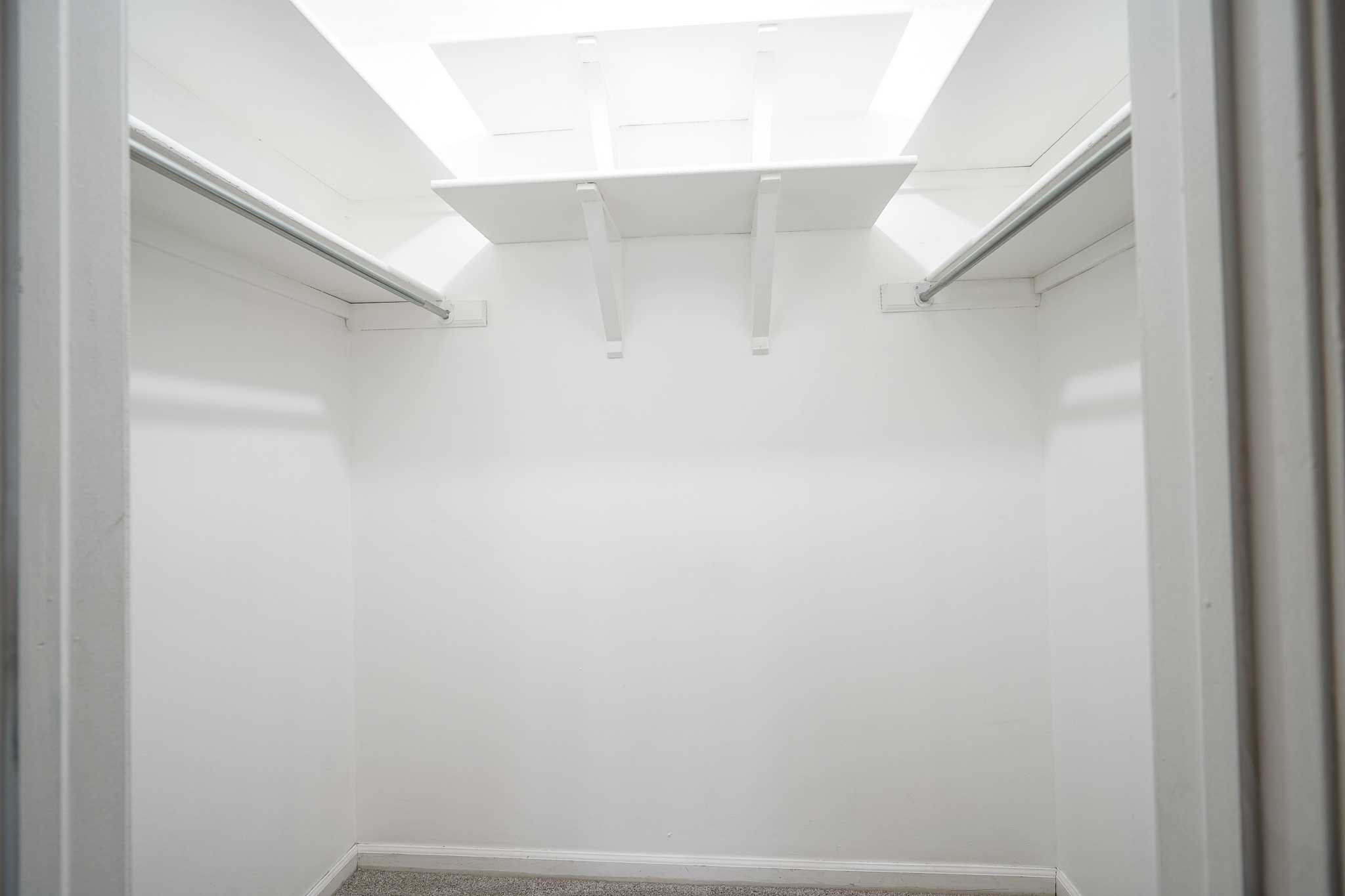 507 Hunters Drive Unit: APT B