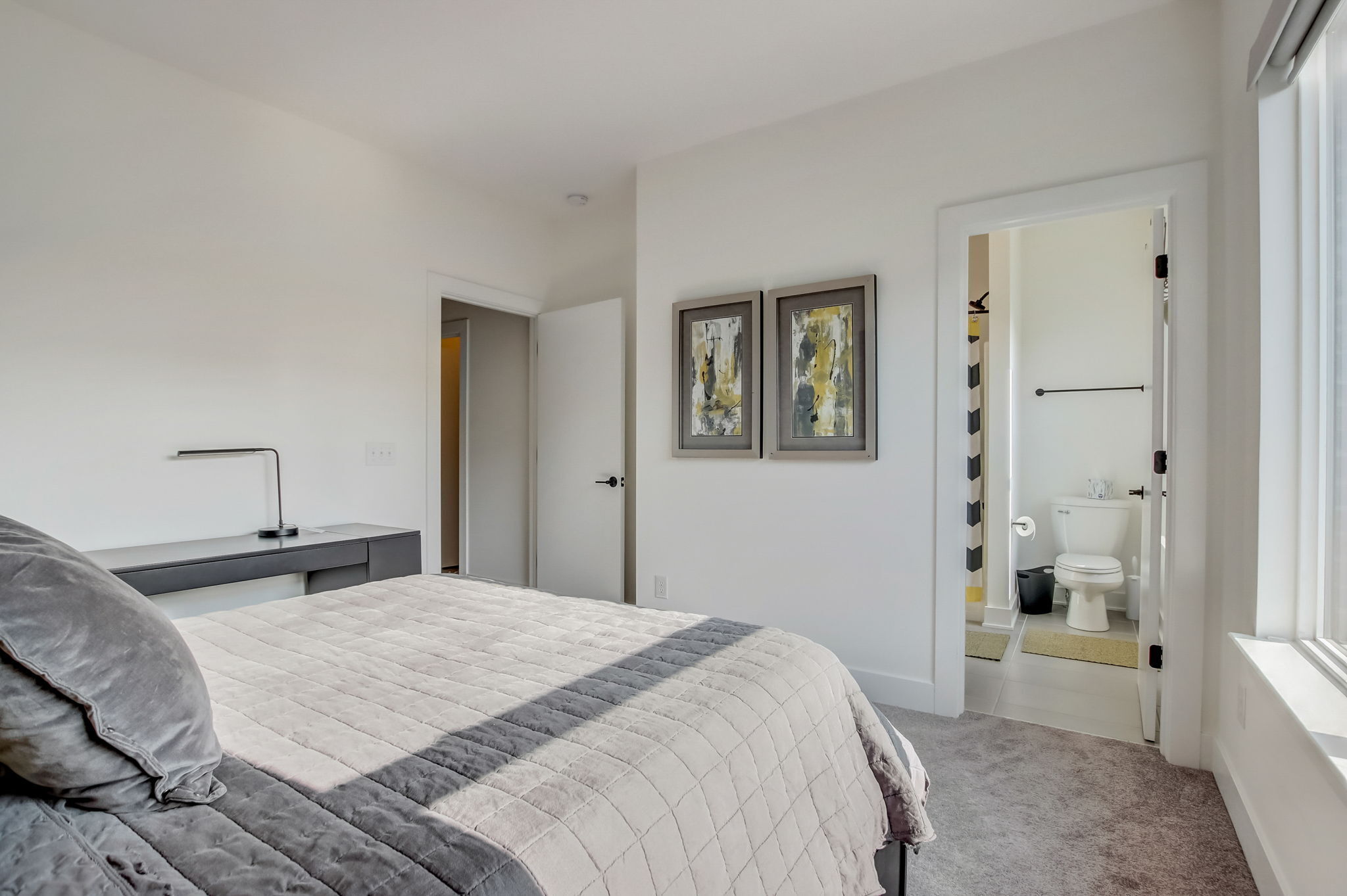 1831 N New Jersey Street