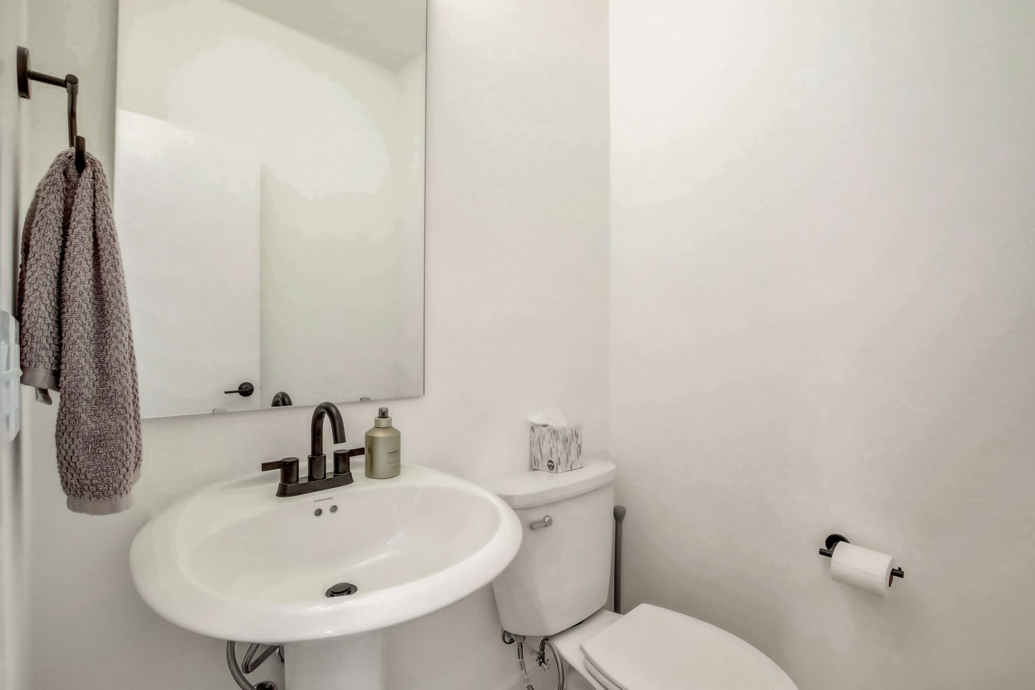 1831 N New Jersey Street