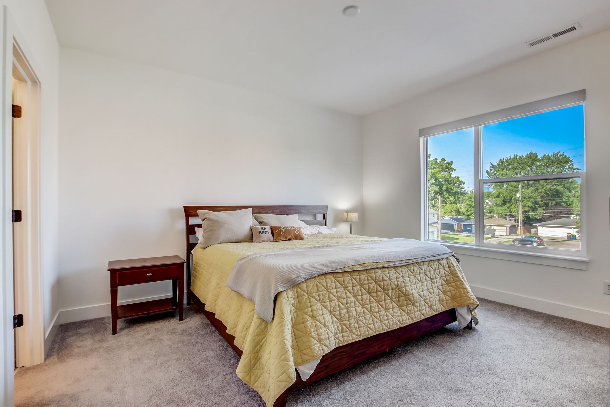 1831 N New Jersey Street