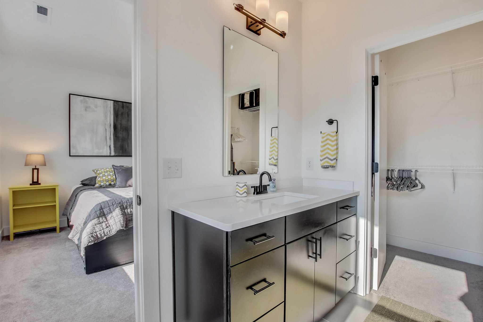 1831 N New Jersey Street