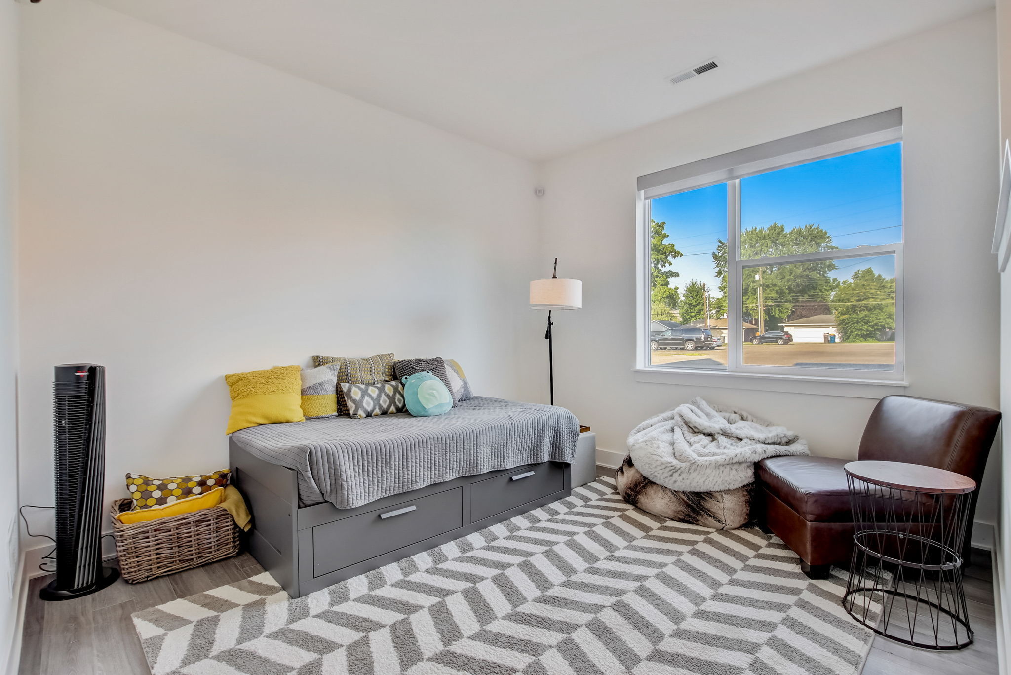 1831 N New Jersey Street