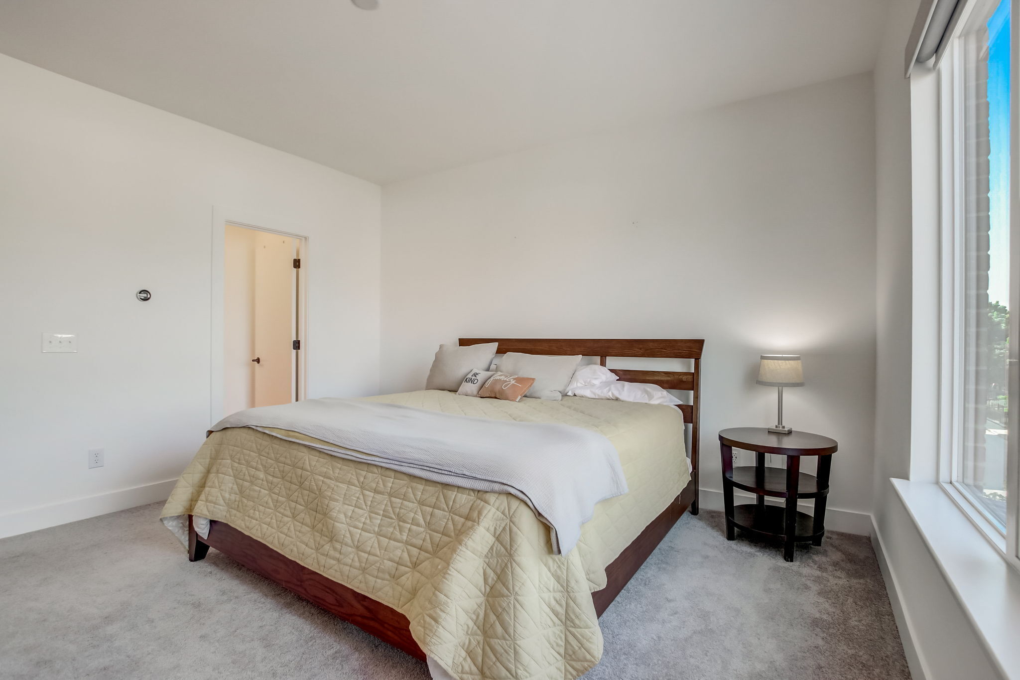 1831 N New Jersey Street