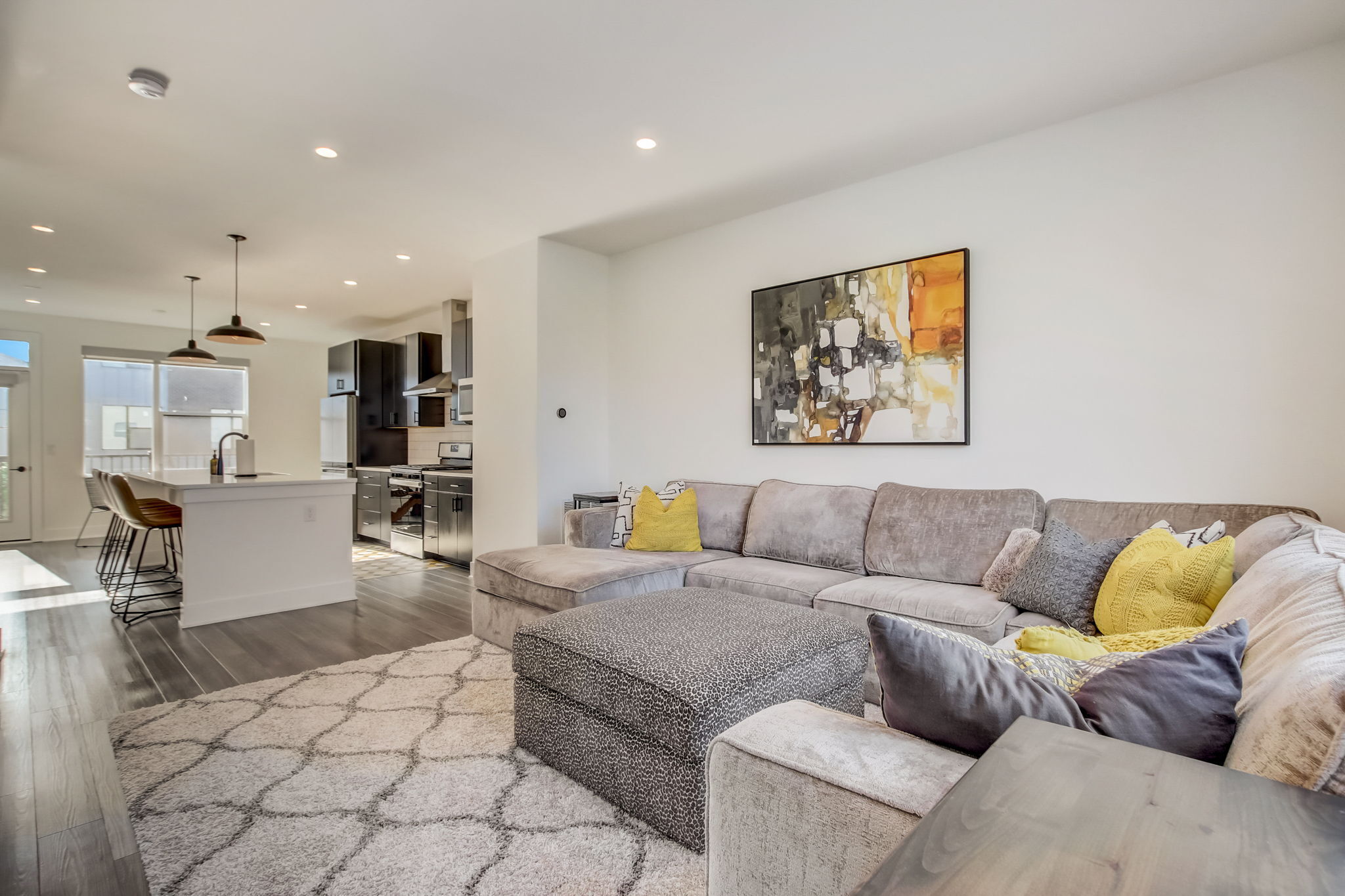 1831 N New Jersey Street