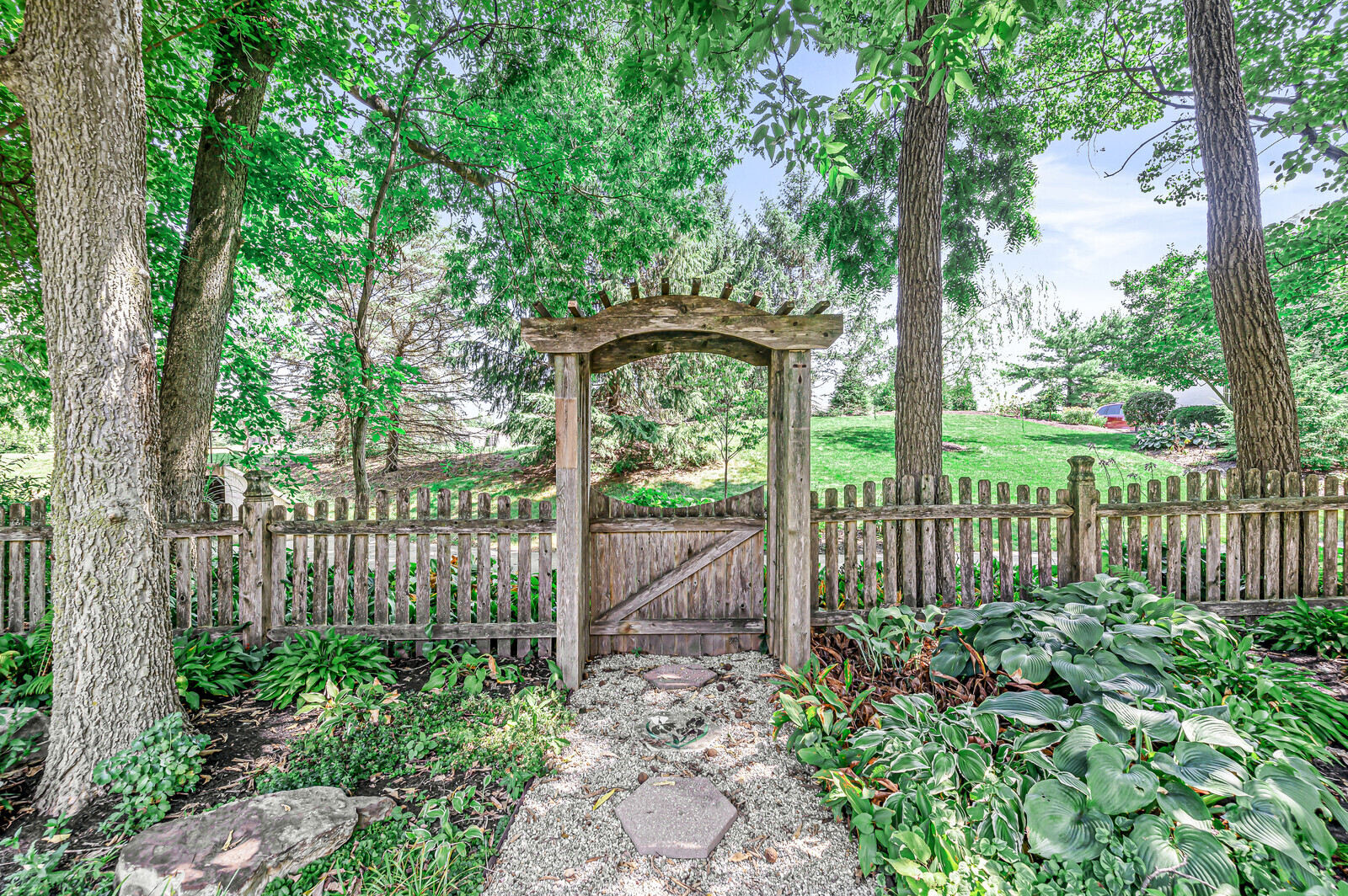 7437 Oakland Hills Court