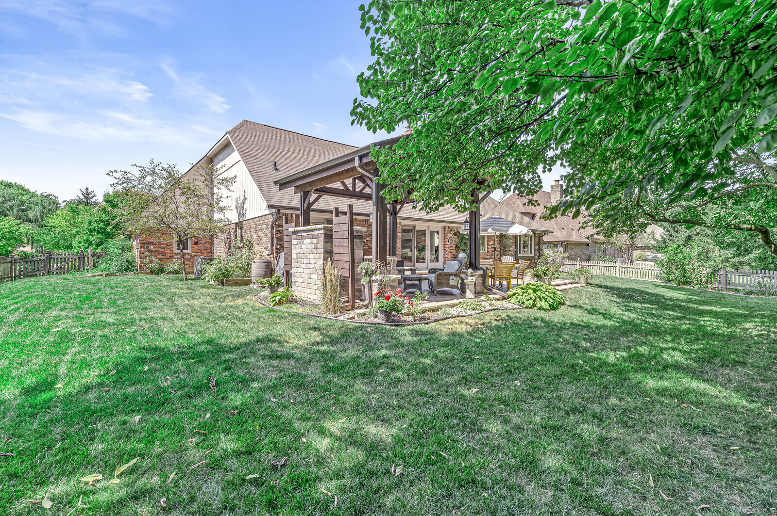 7437 Oakland Hills Court