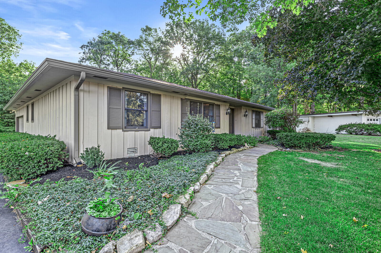 5206 E 76th Street Court