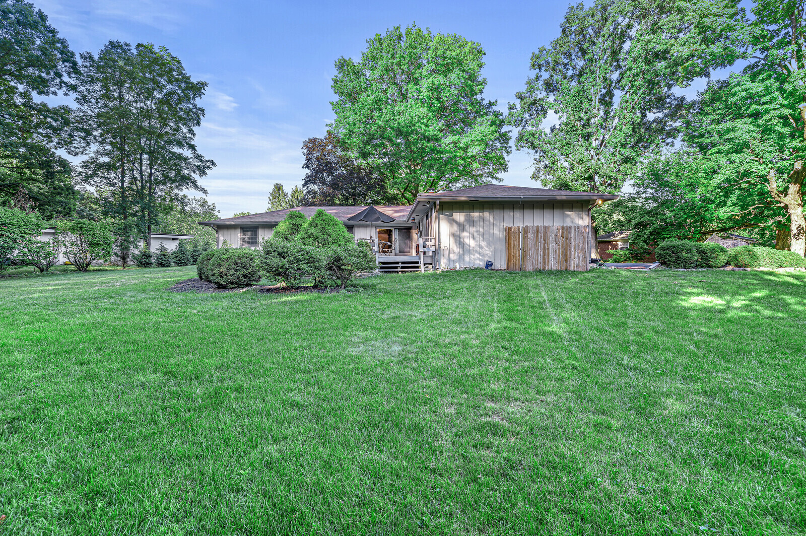 5206 E 76th Street Court