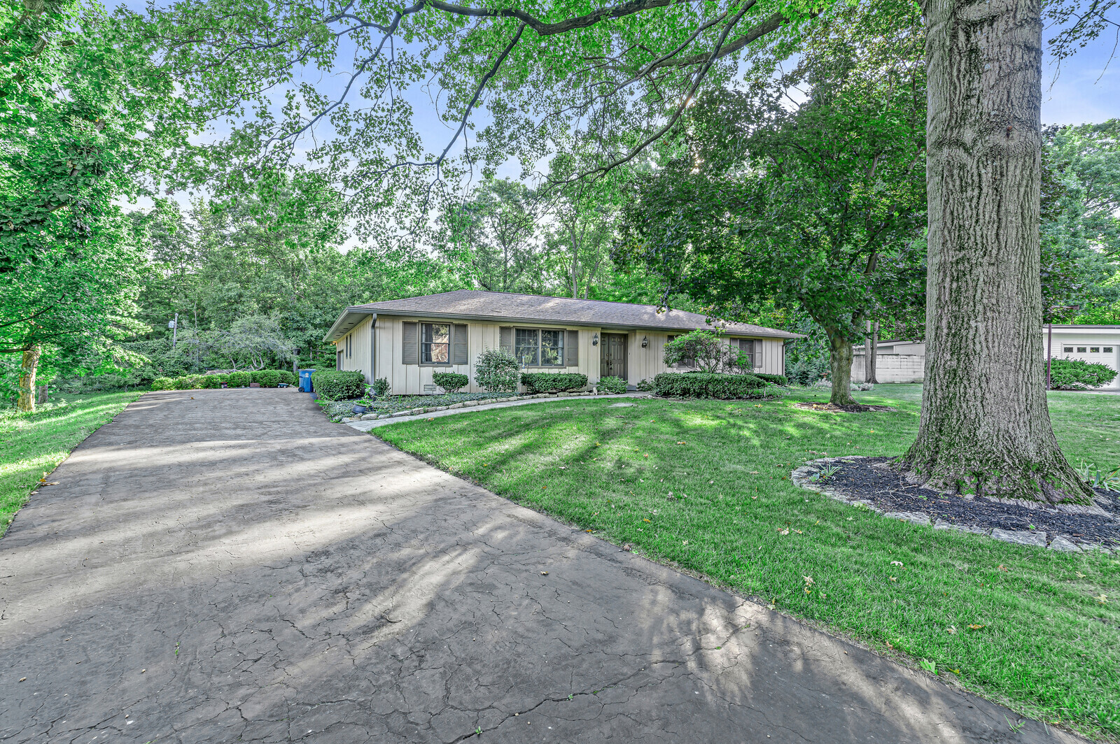 5206 E 76th Street Court