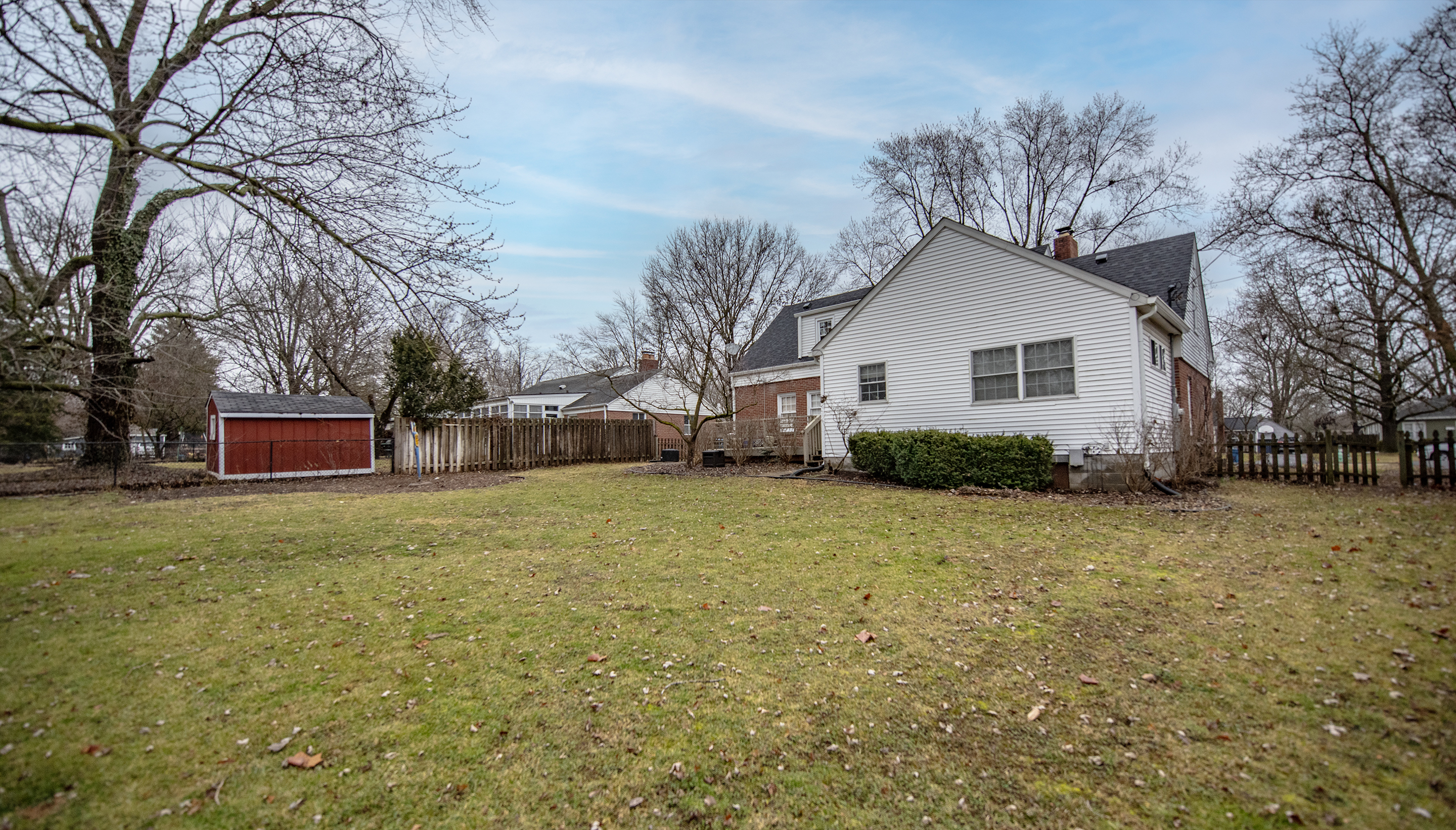 5736 N Oxford Street