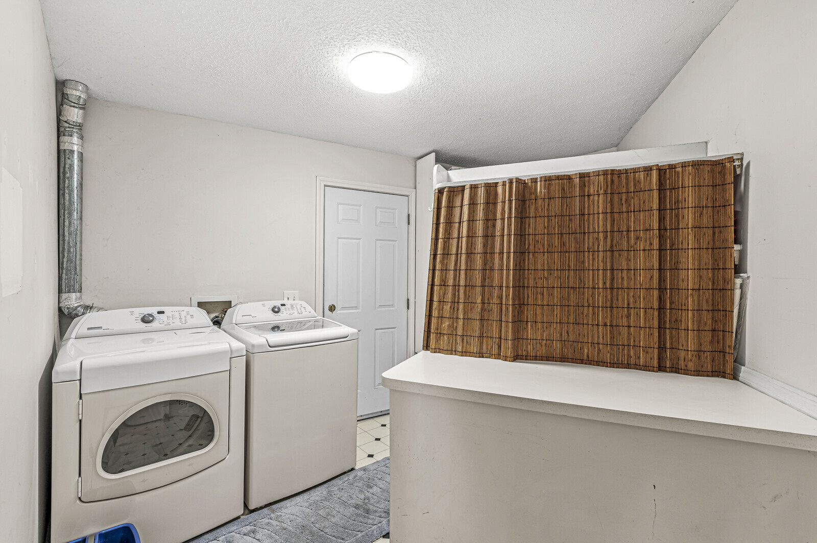 8168 W Fairfield Lane