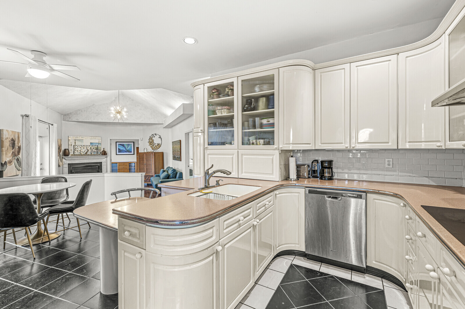 8168 W Fairfield Lane