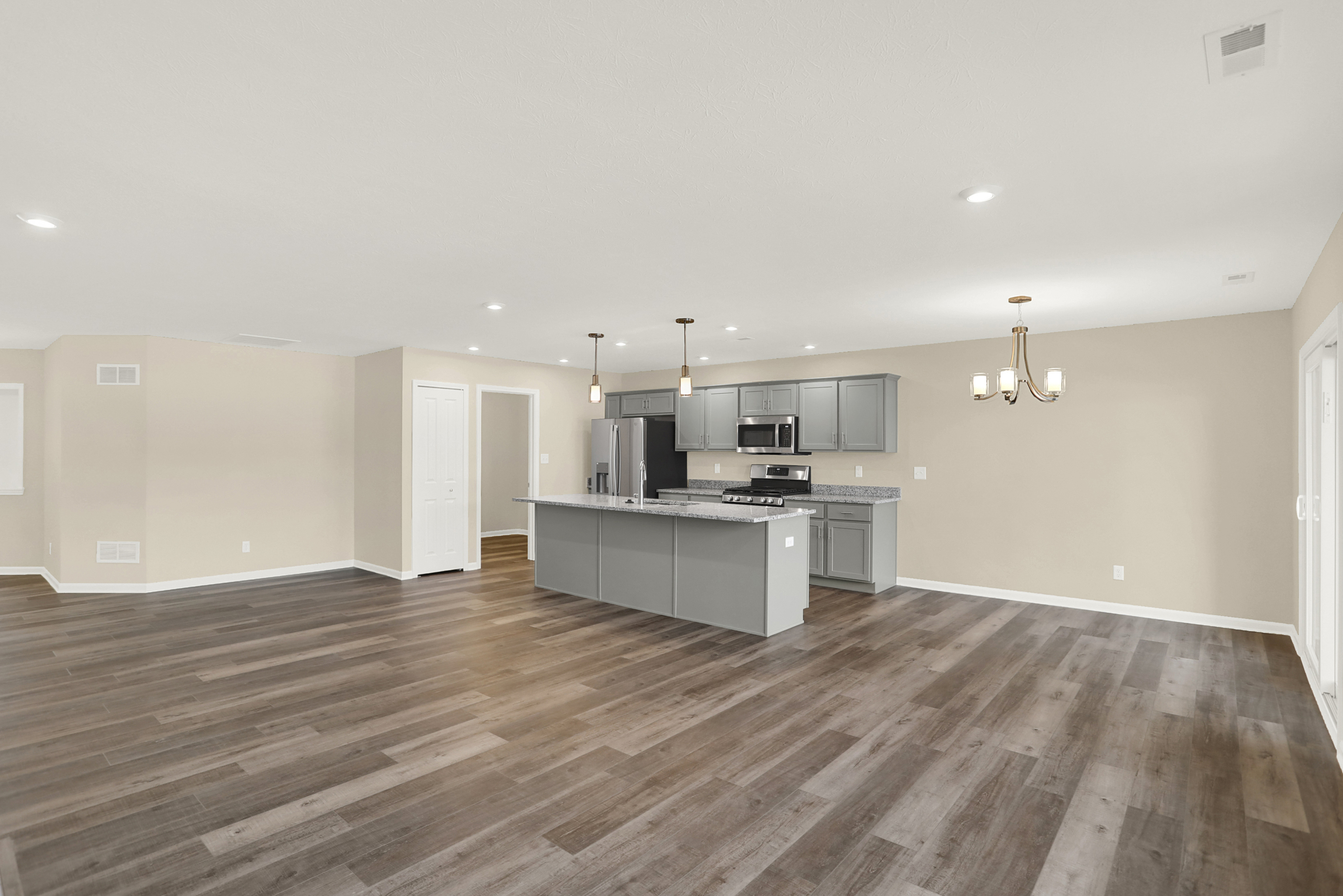 19548 Astoria Avenue