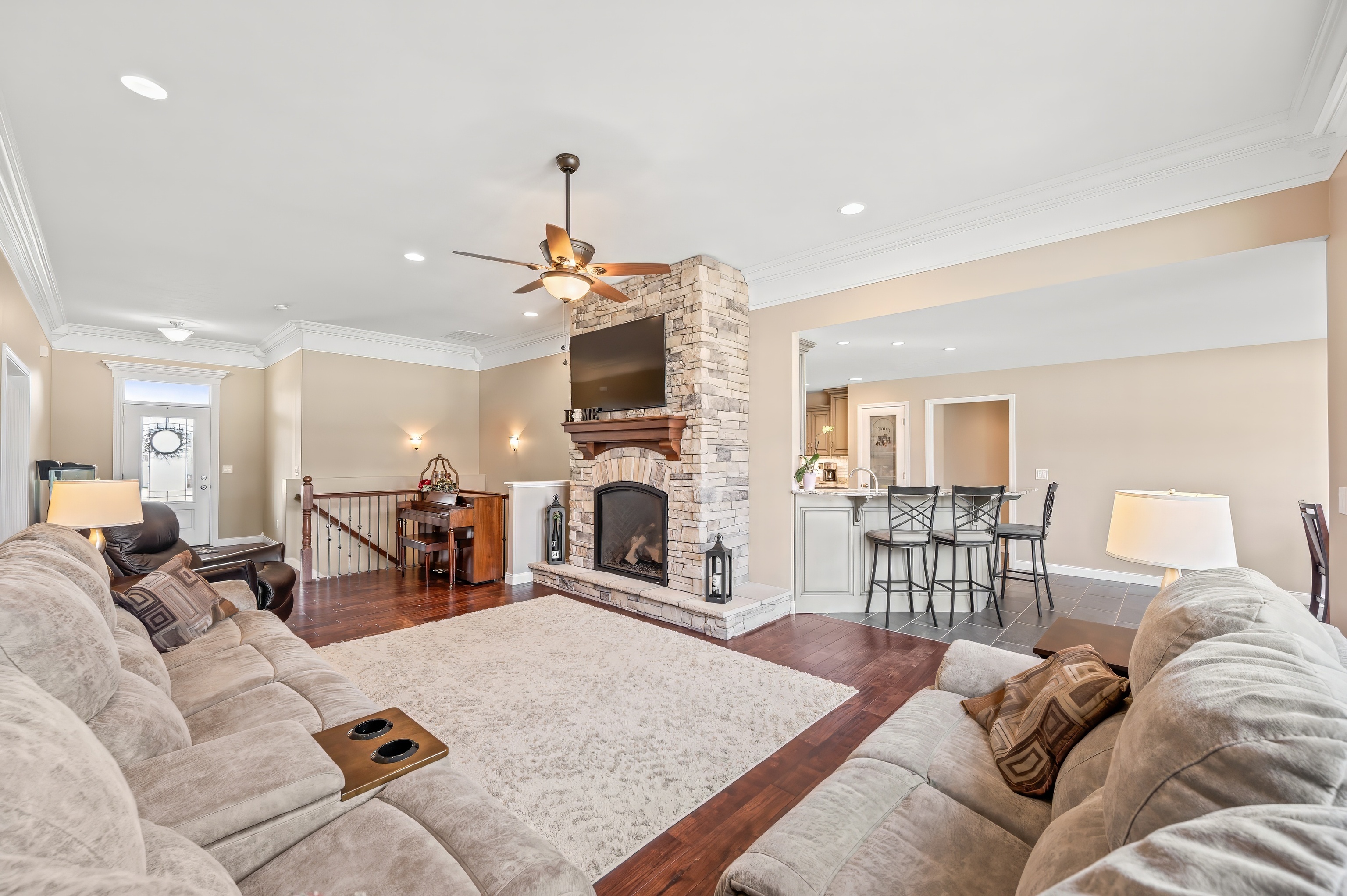 2800 Wild Orchid Way