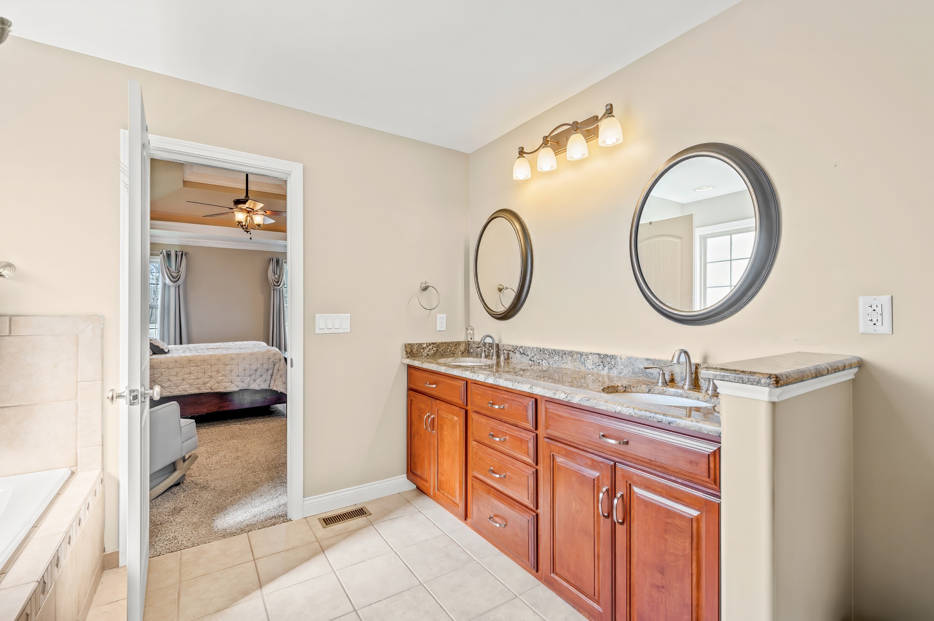 2800 Wild Orchid Way