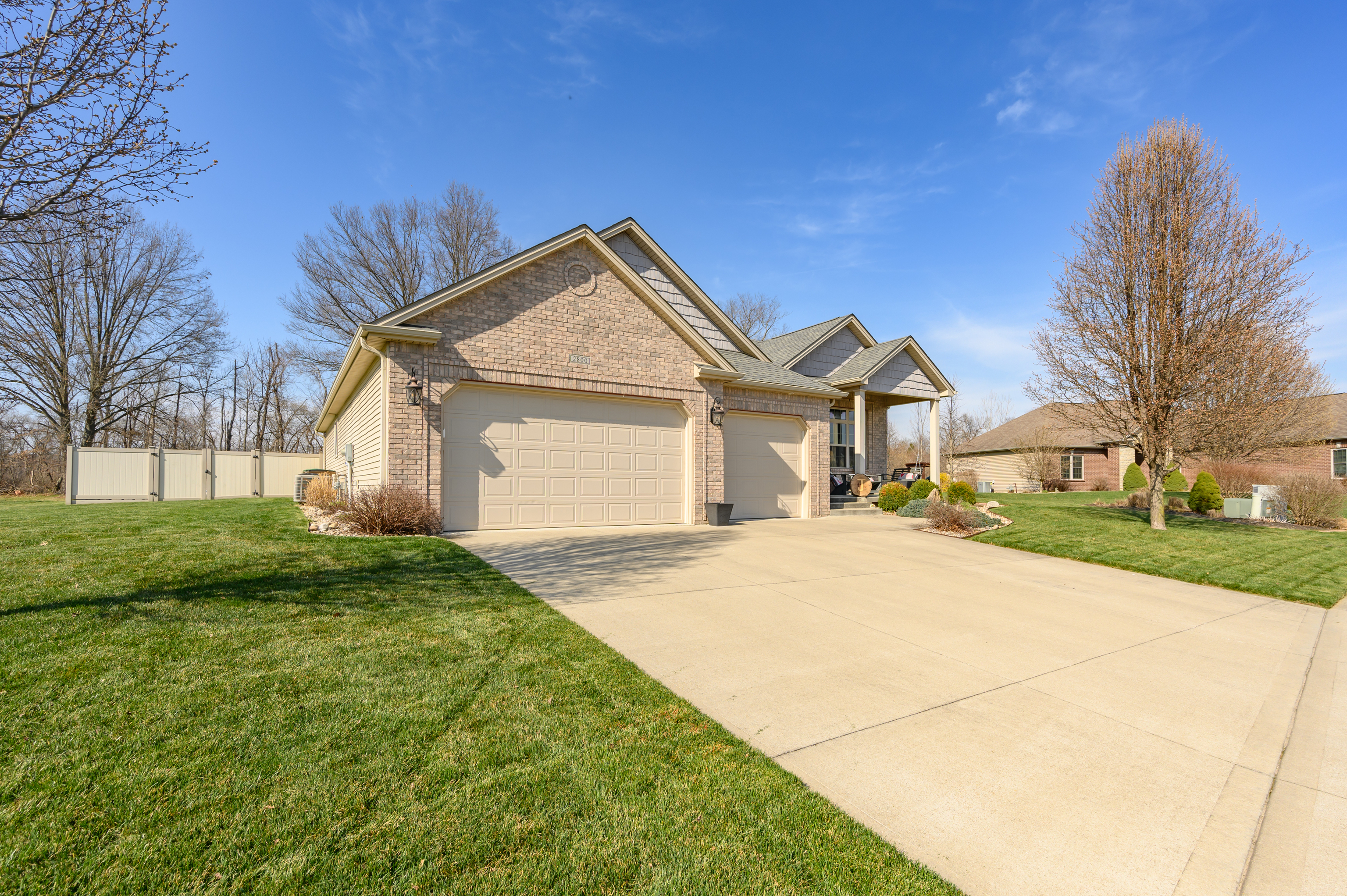 2800 Wild Orchid Way