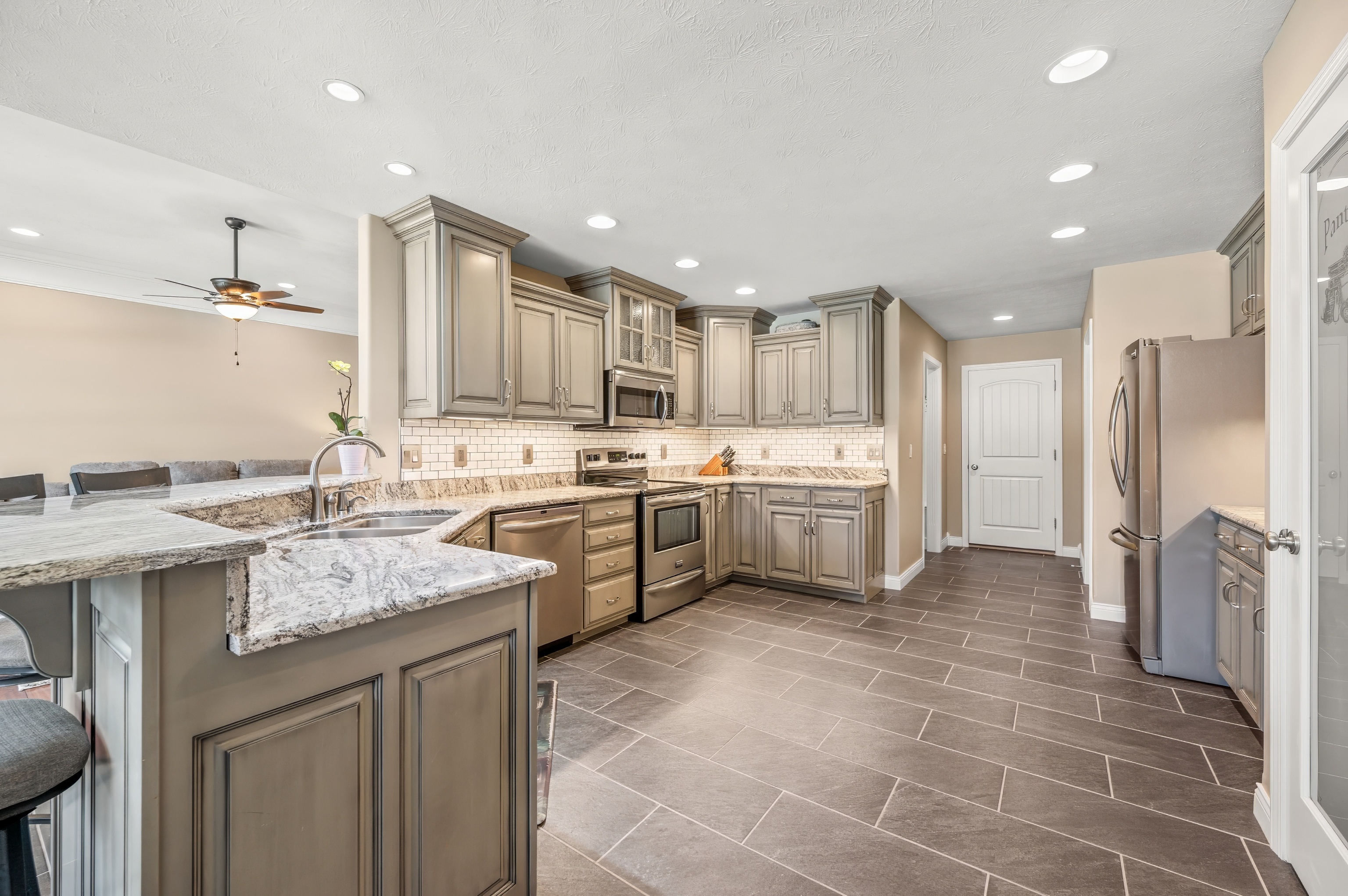 2800 Wild Orchid Way