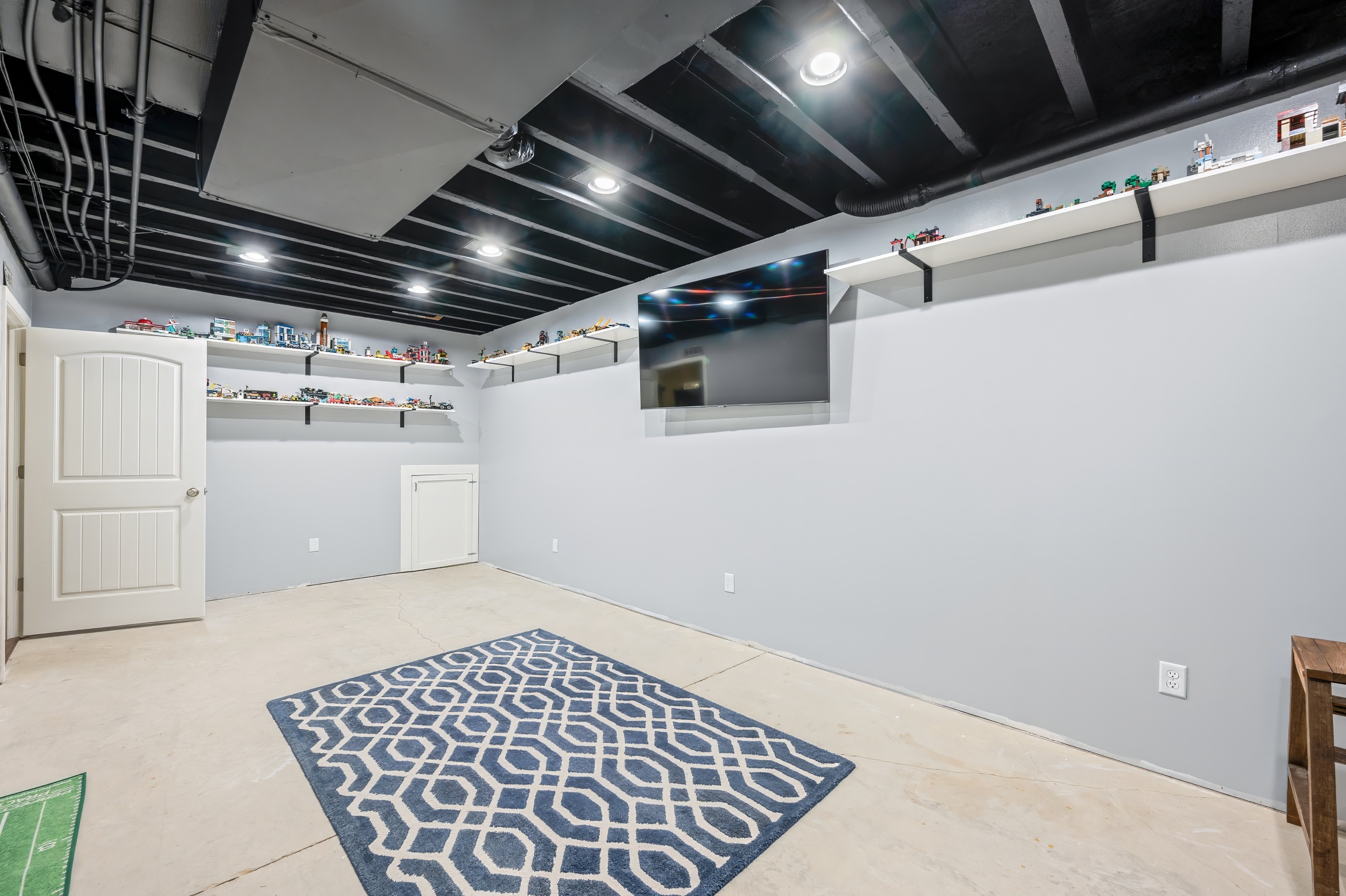 2800 Wild Orchid Way