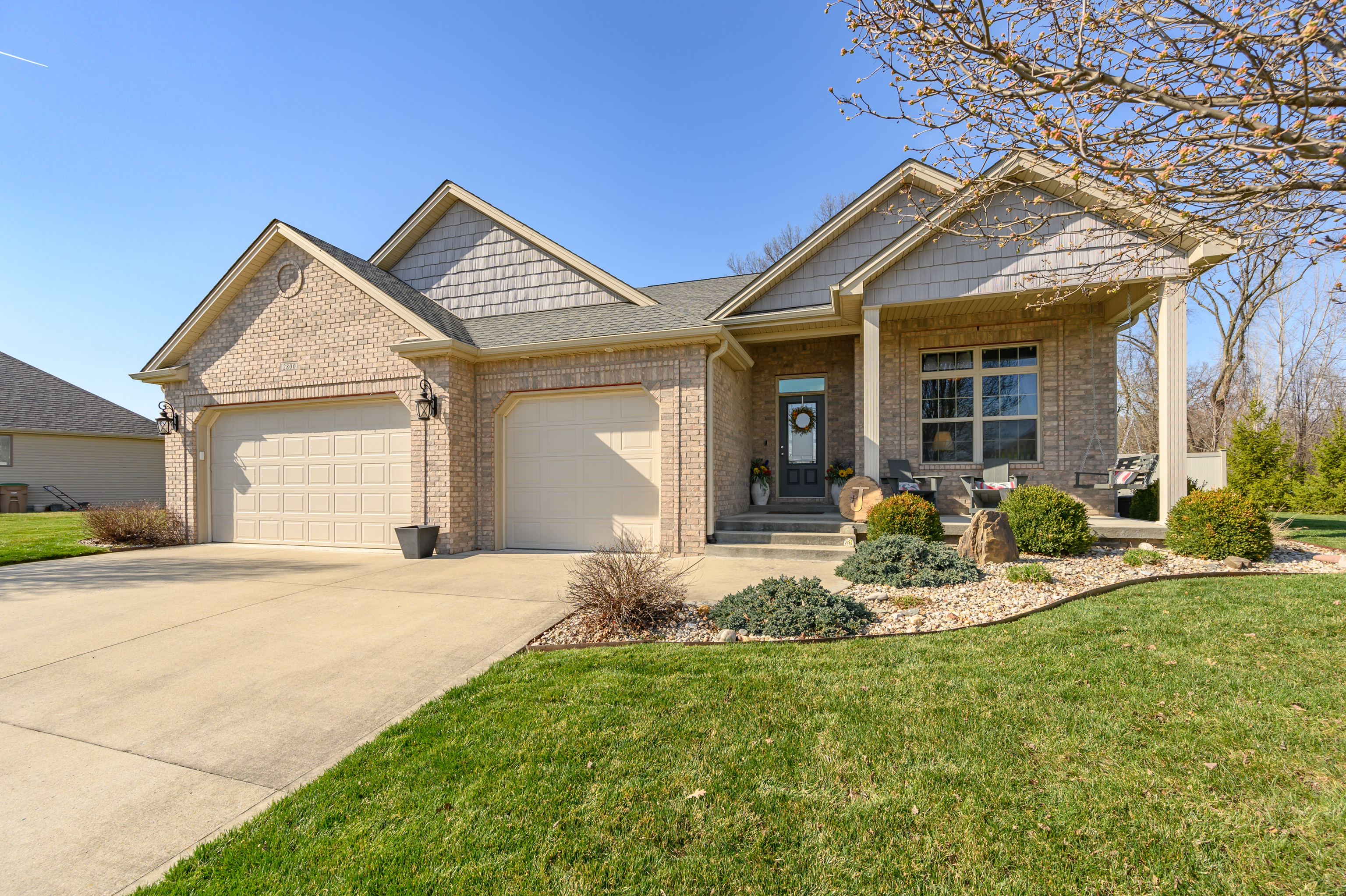 2800 Wild Orchid Way