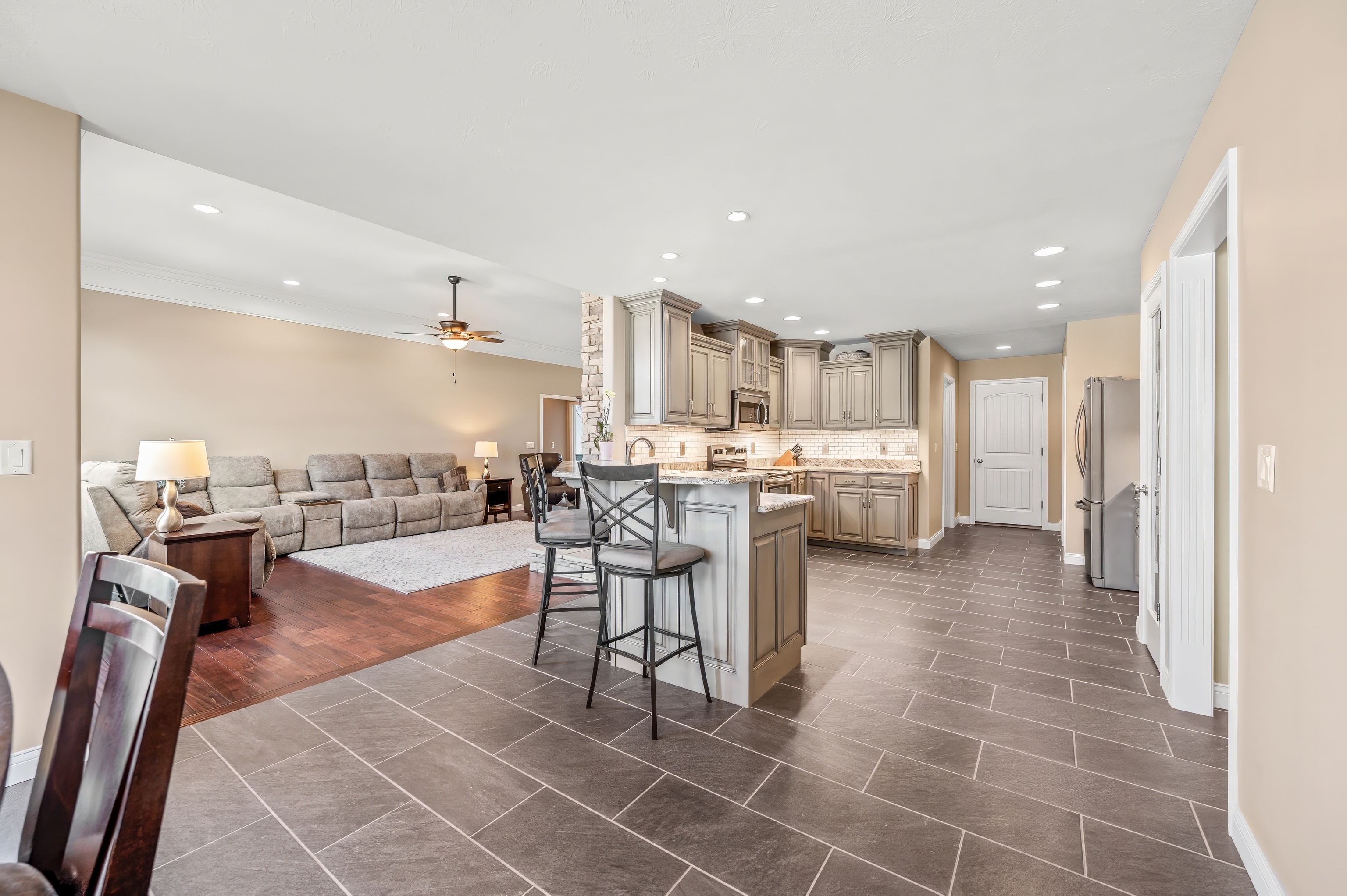 2800 Wild Orchid Way